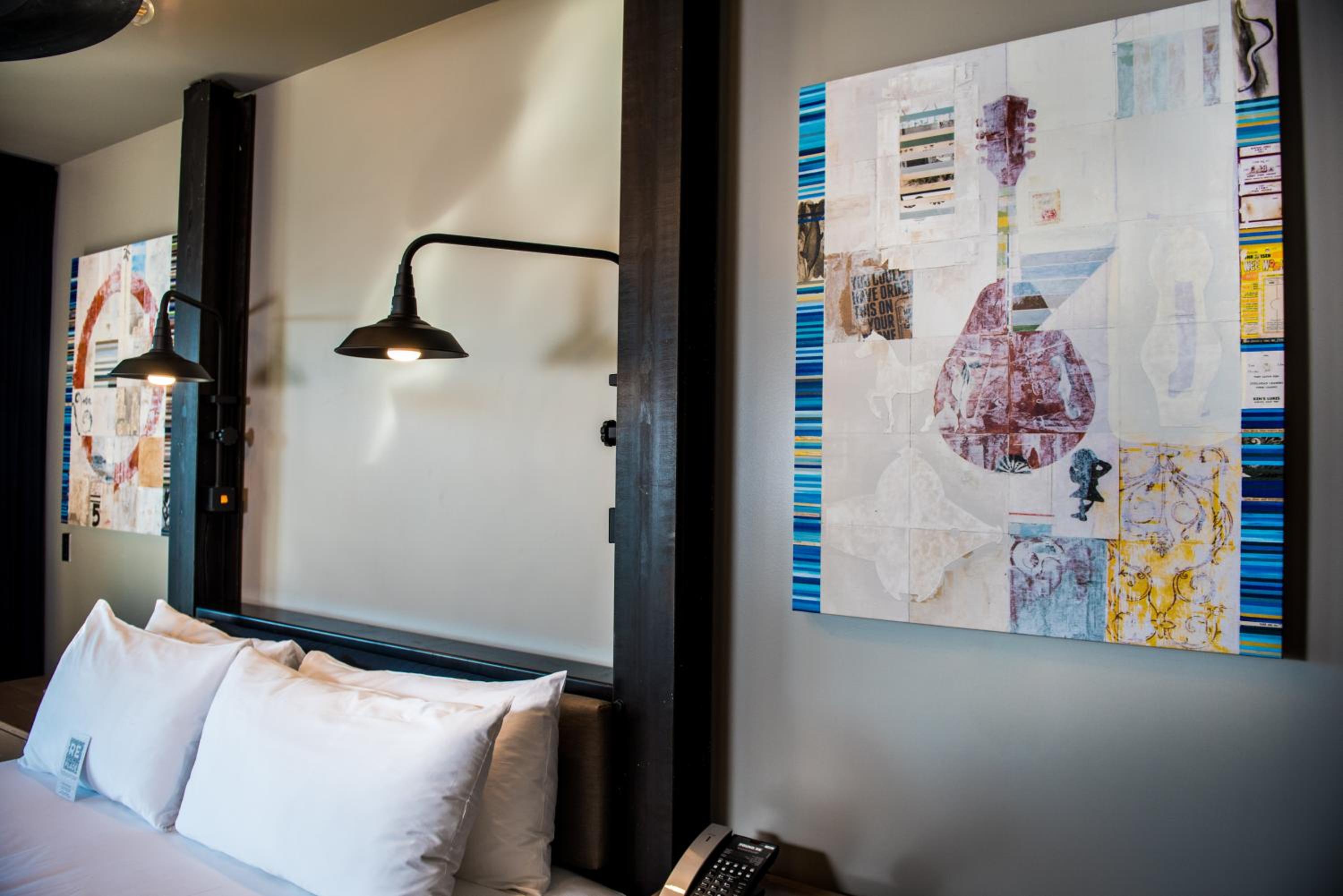 Standard King Room - Photo 6