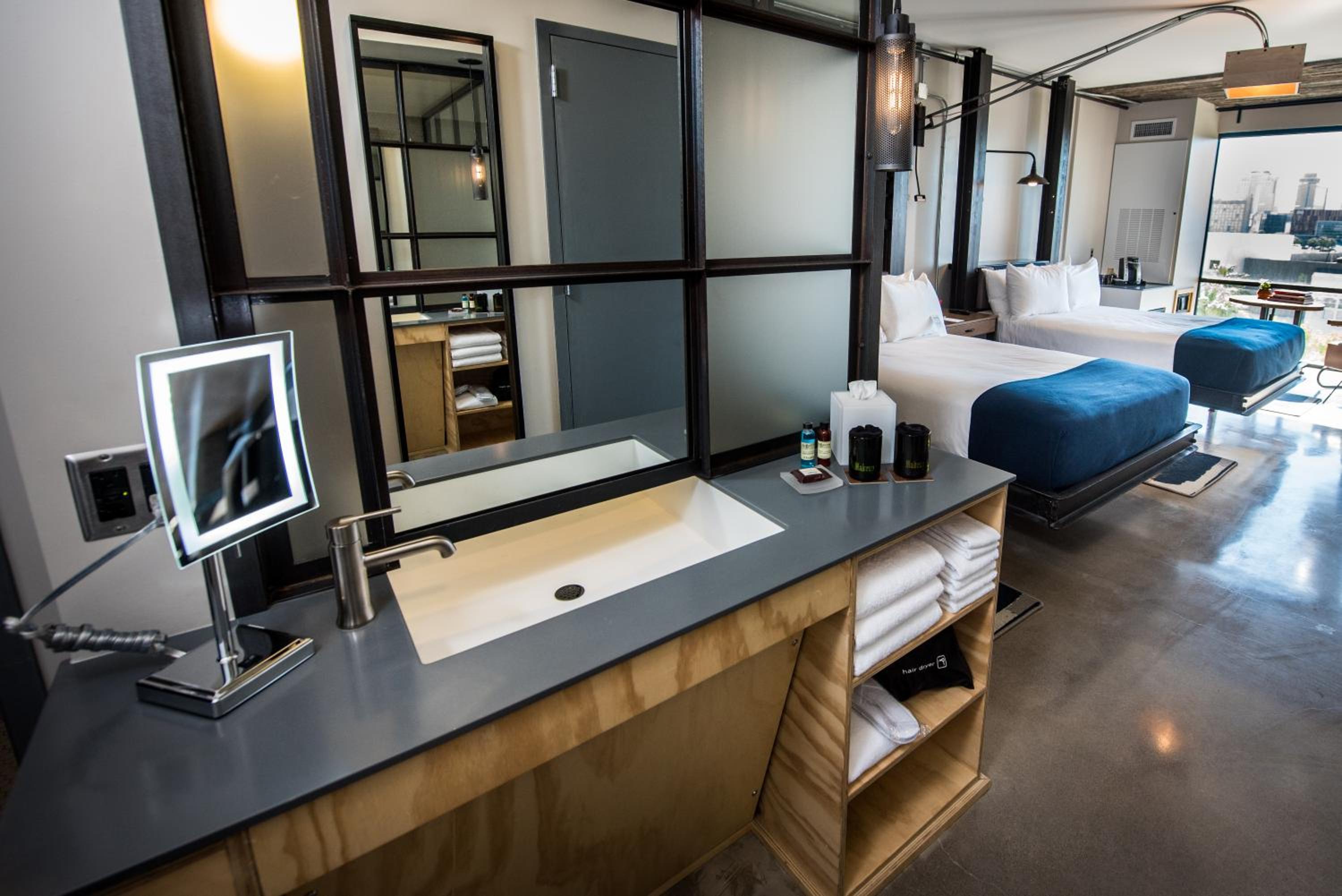 Standard Double Room - Photo 7