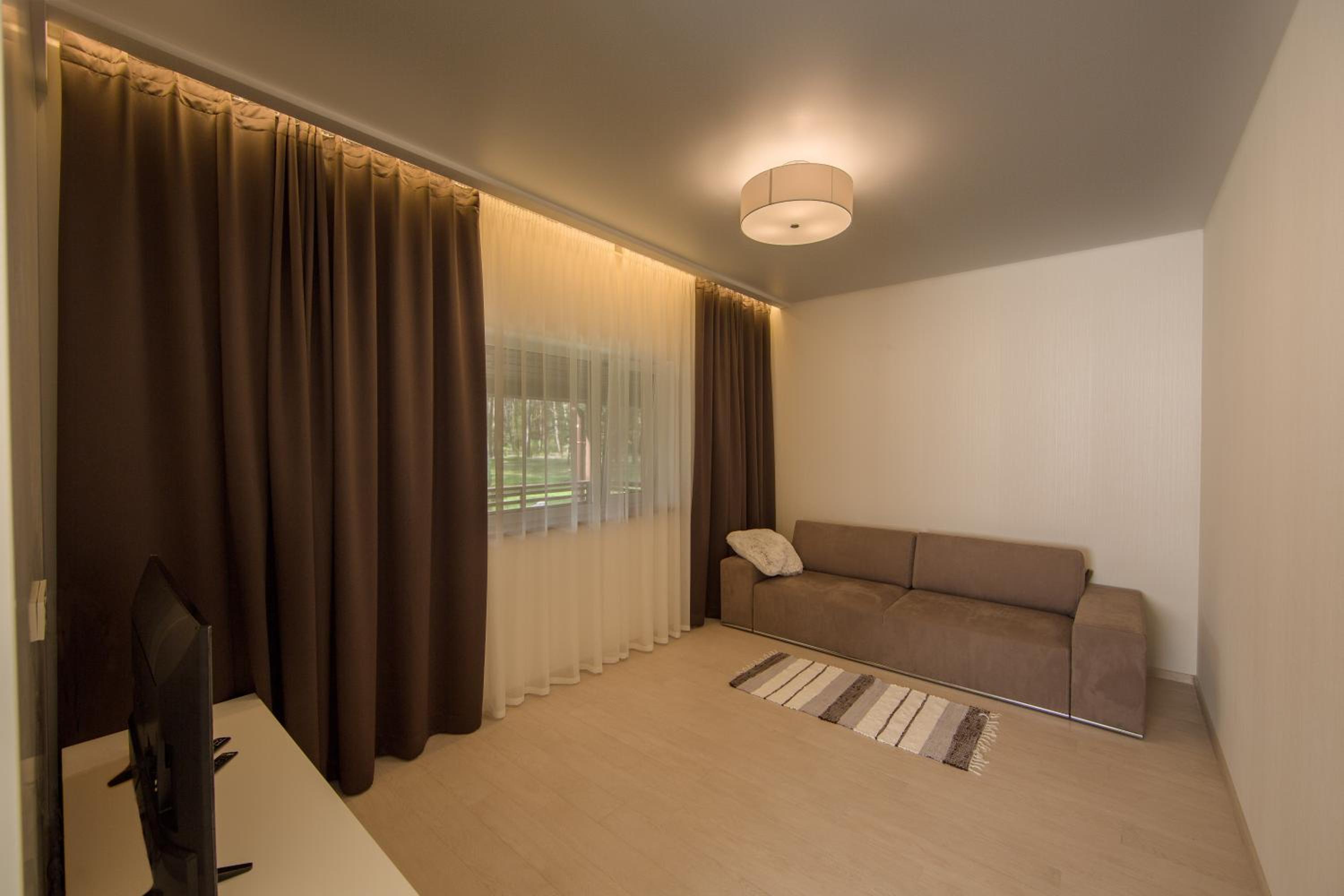 Family Room photo 1
