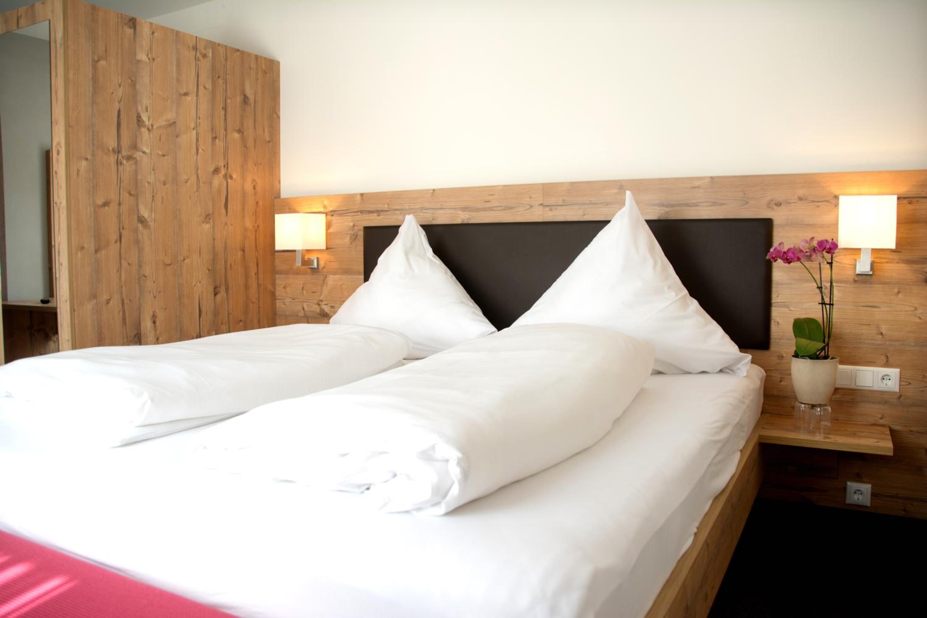 Double Room - Photo 9