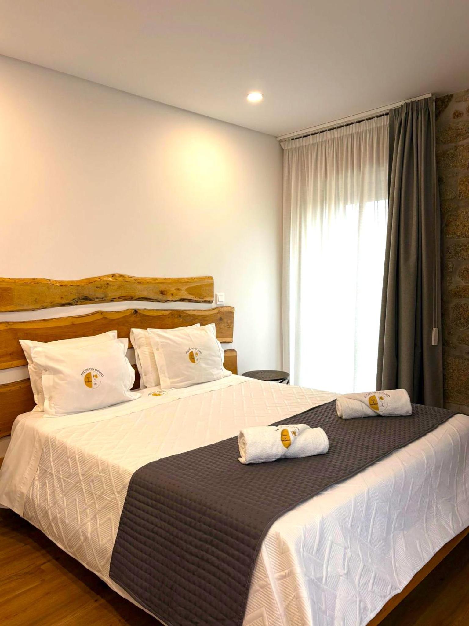 Double Room with Pool View photo 2
