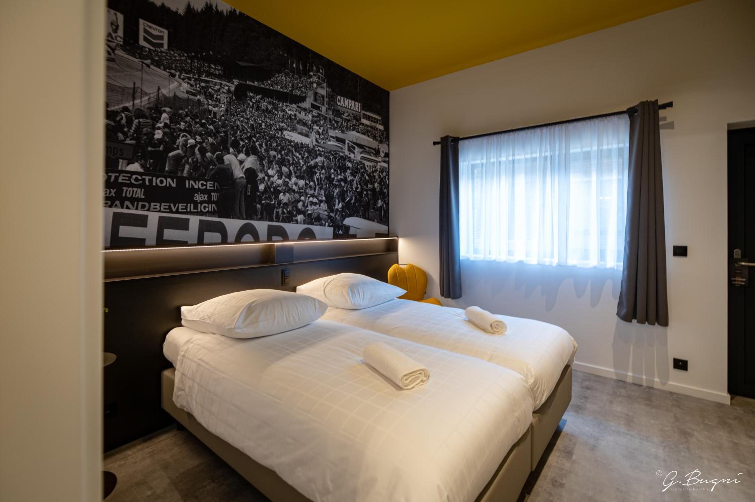 Deluxe Twin Room photo 3