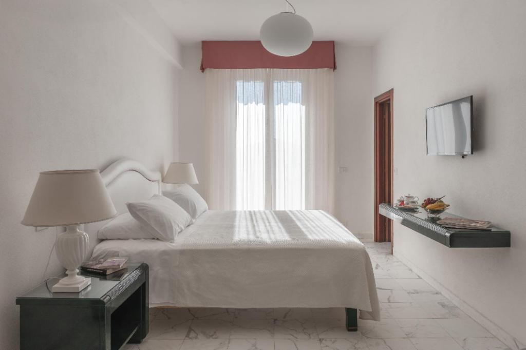Superior Triple Room photo 3