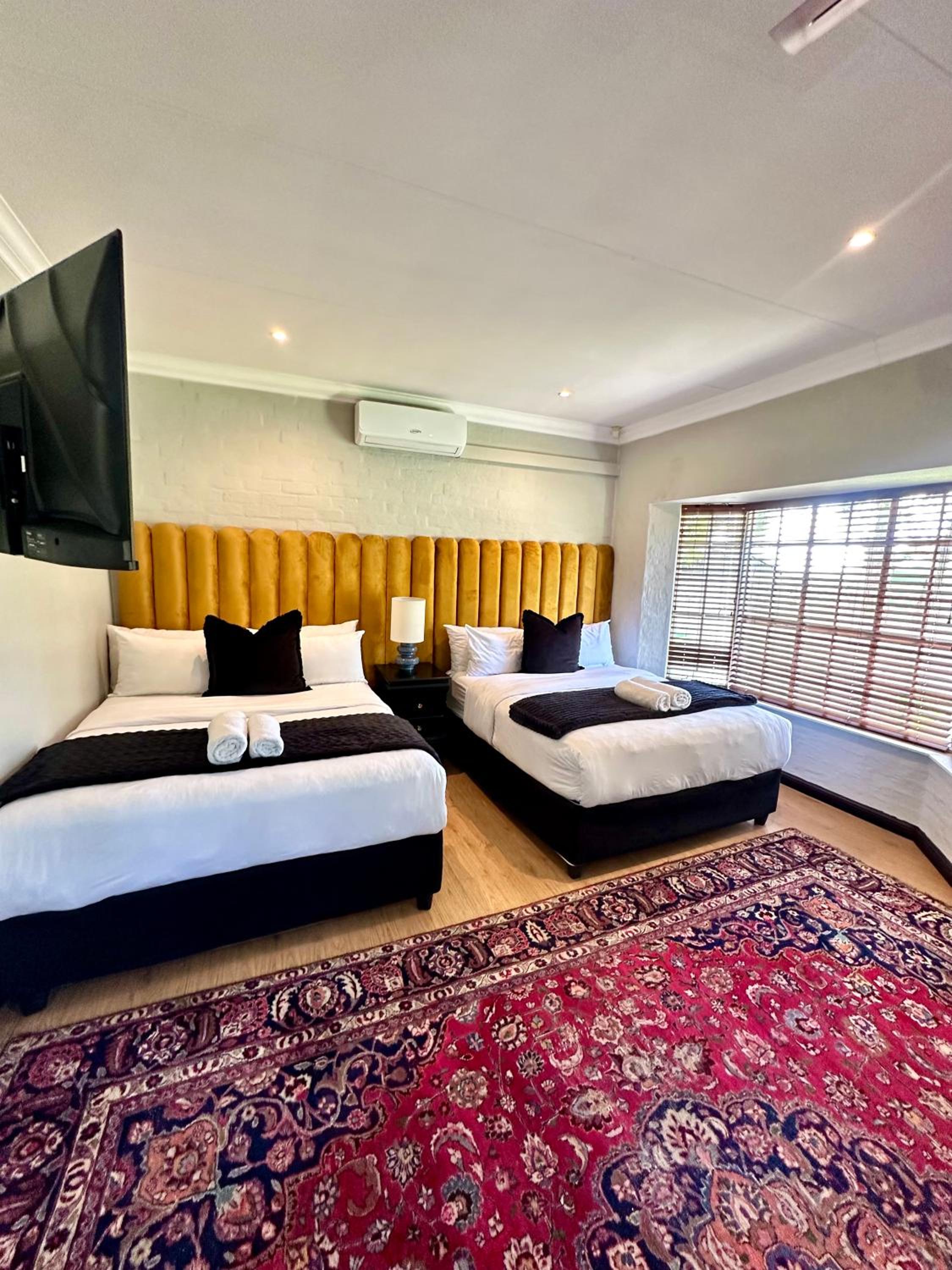 Deluxe Queen Room photo 3