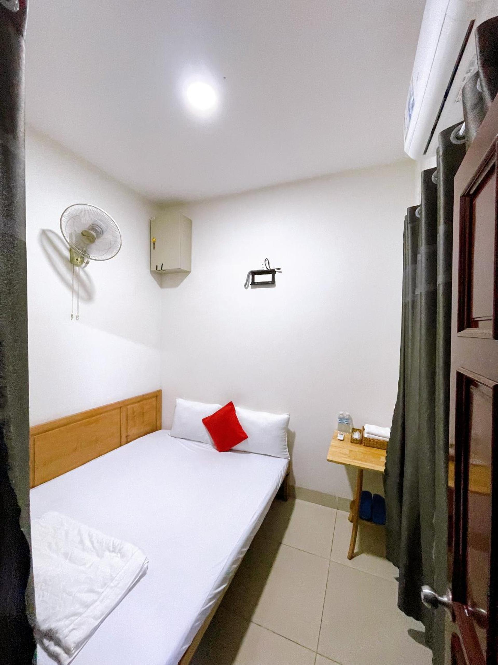 Economy Double Room photo 3