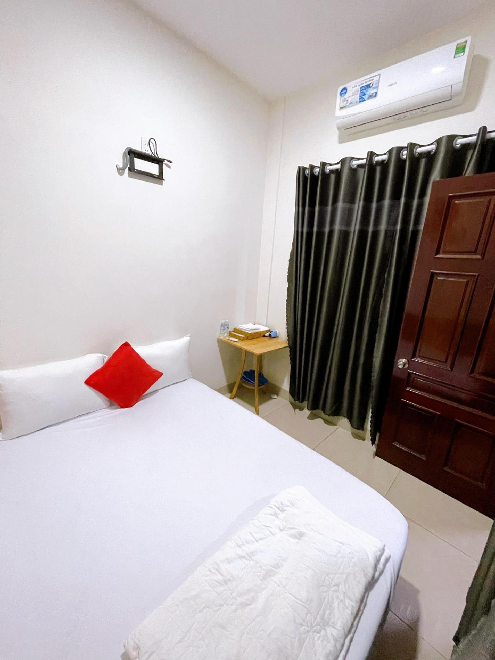 Economy Double Room photo 1