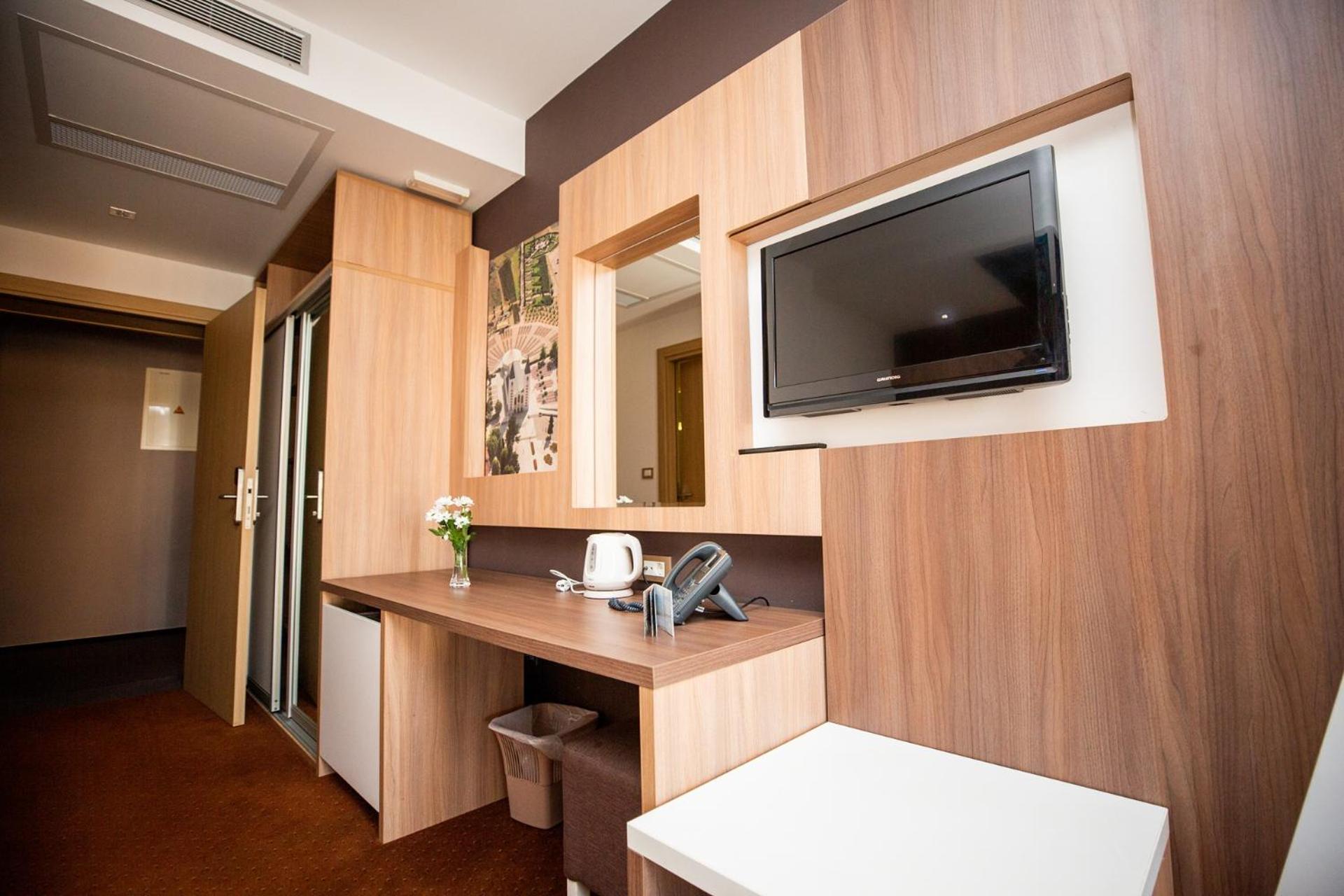 Comfort Triple Room photo 2