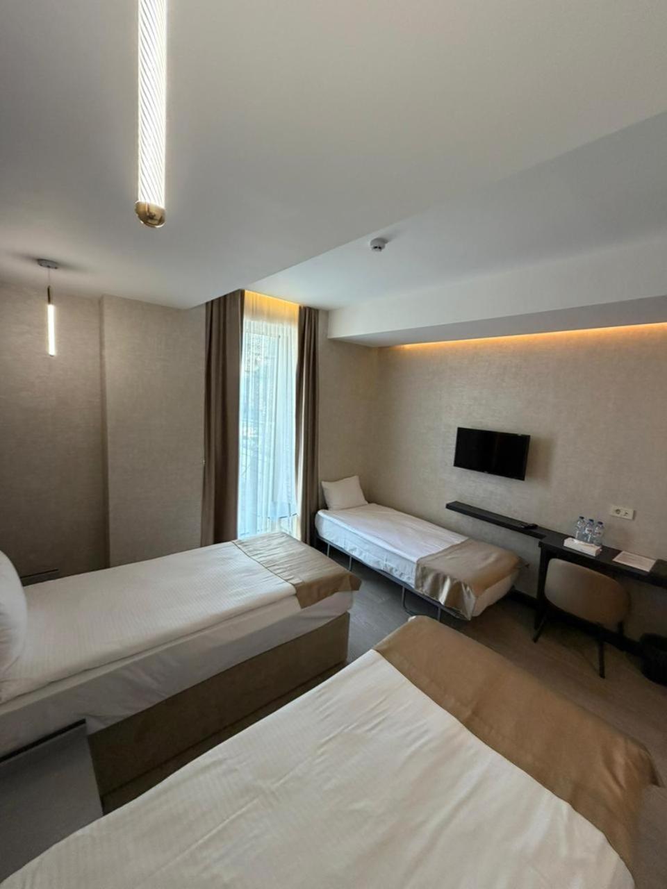 Classic Triple Room photo 1