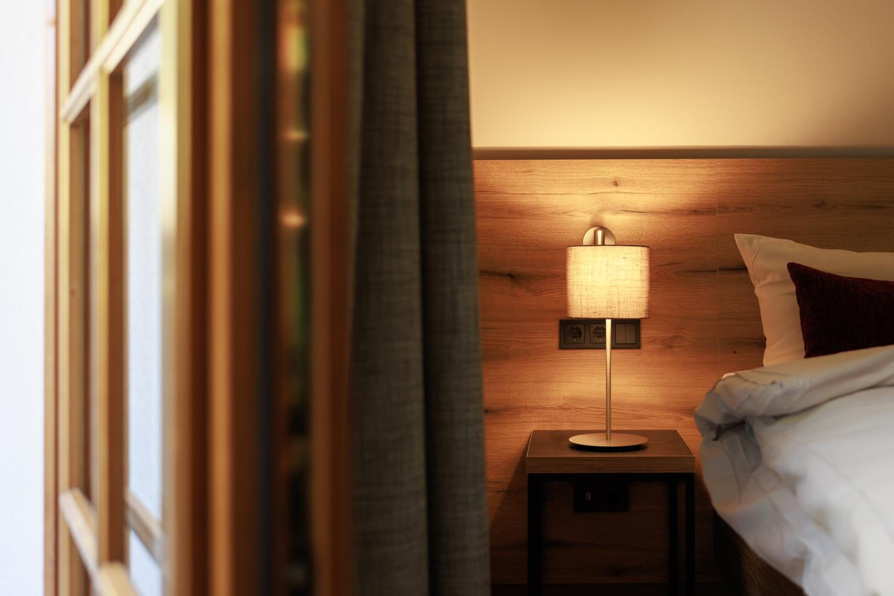 Double Room with Balcony - Photo 3