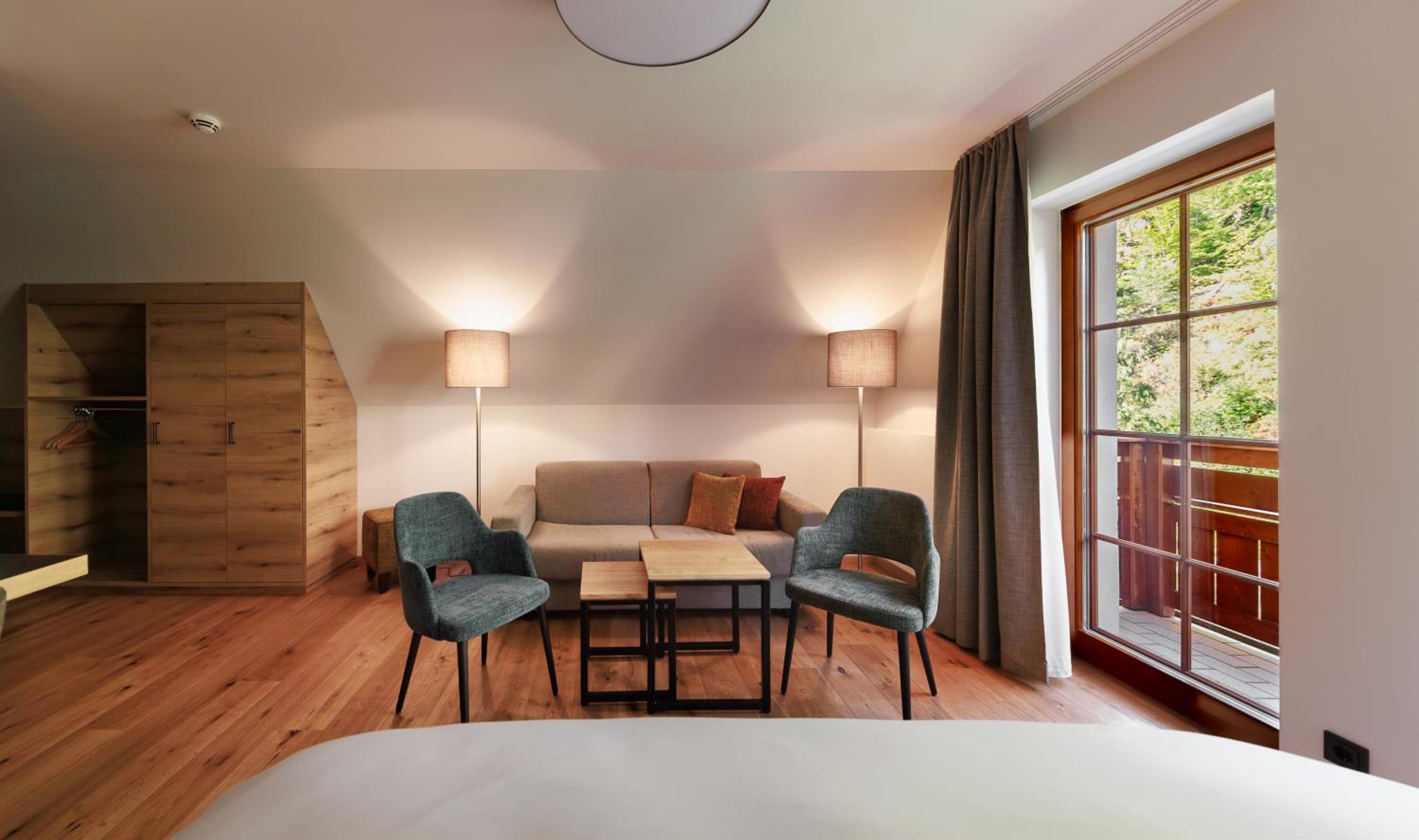 Double Room with Balcony - Photo 5