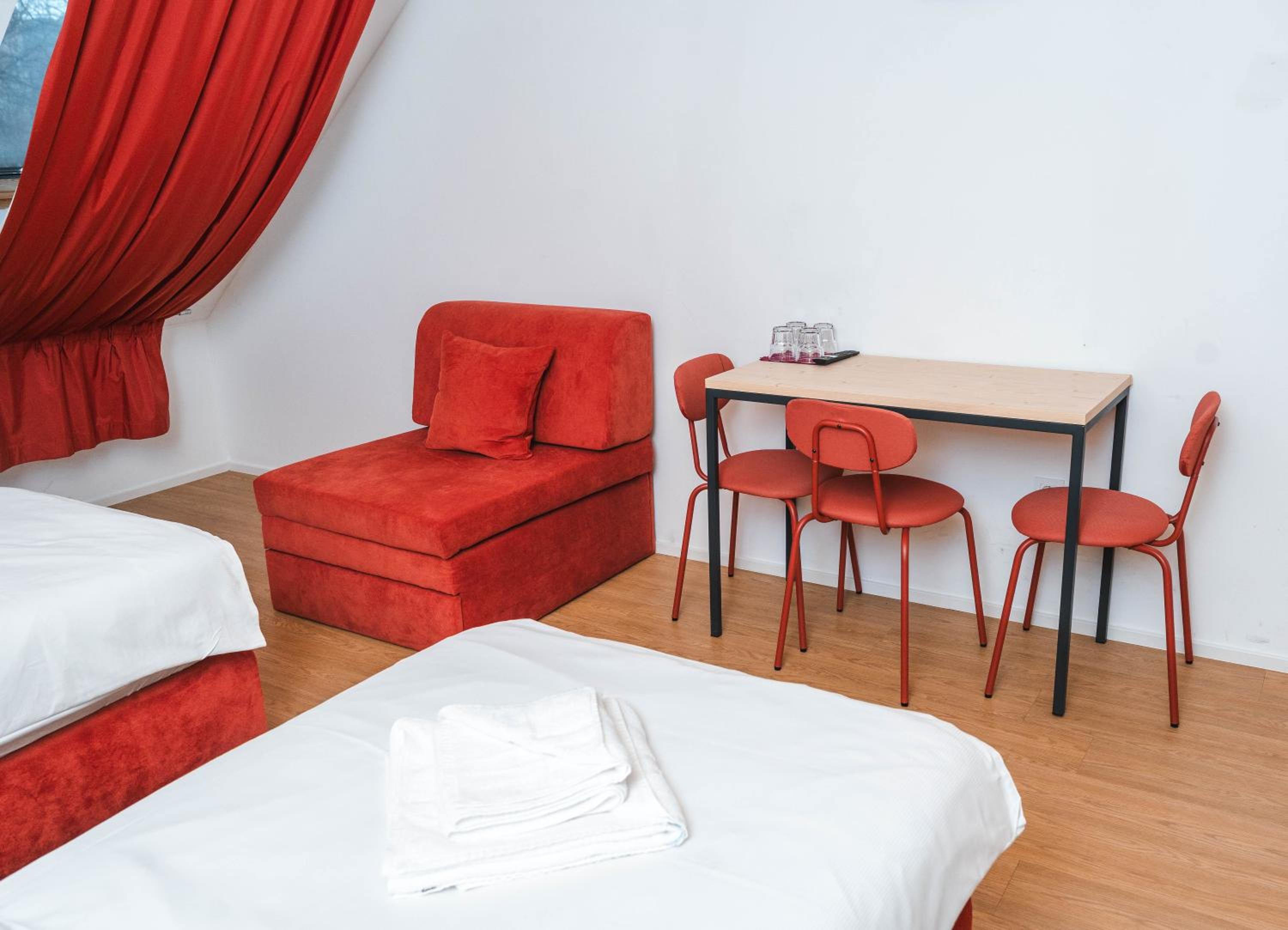 Comfort Triple Room