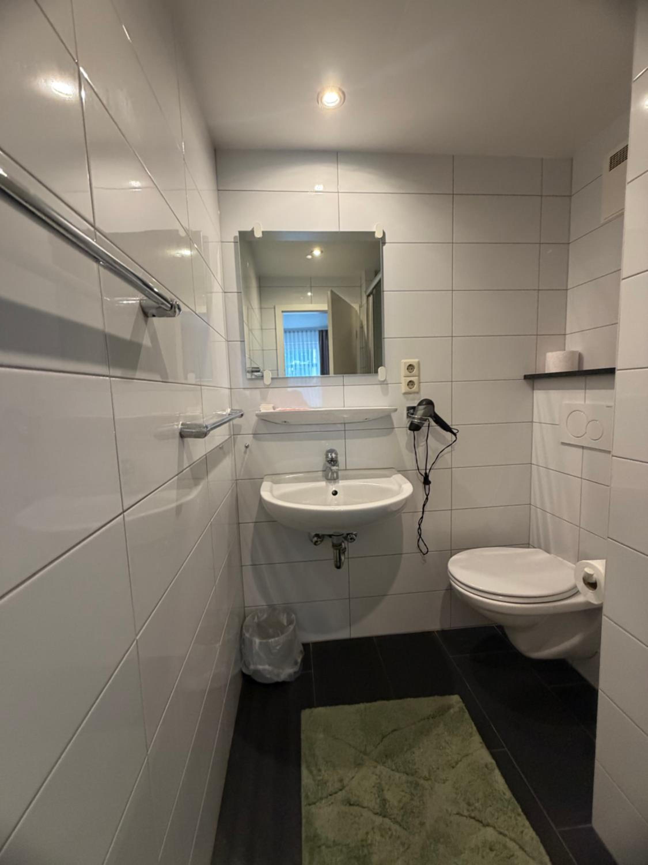 Double Room - Photo 2