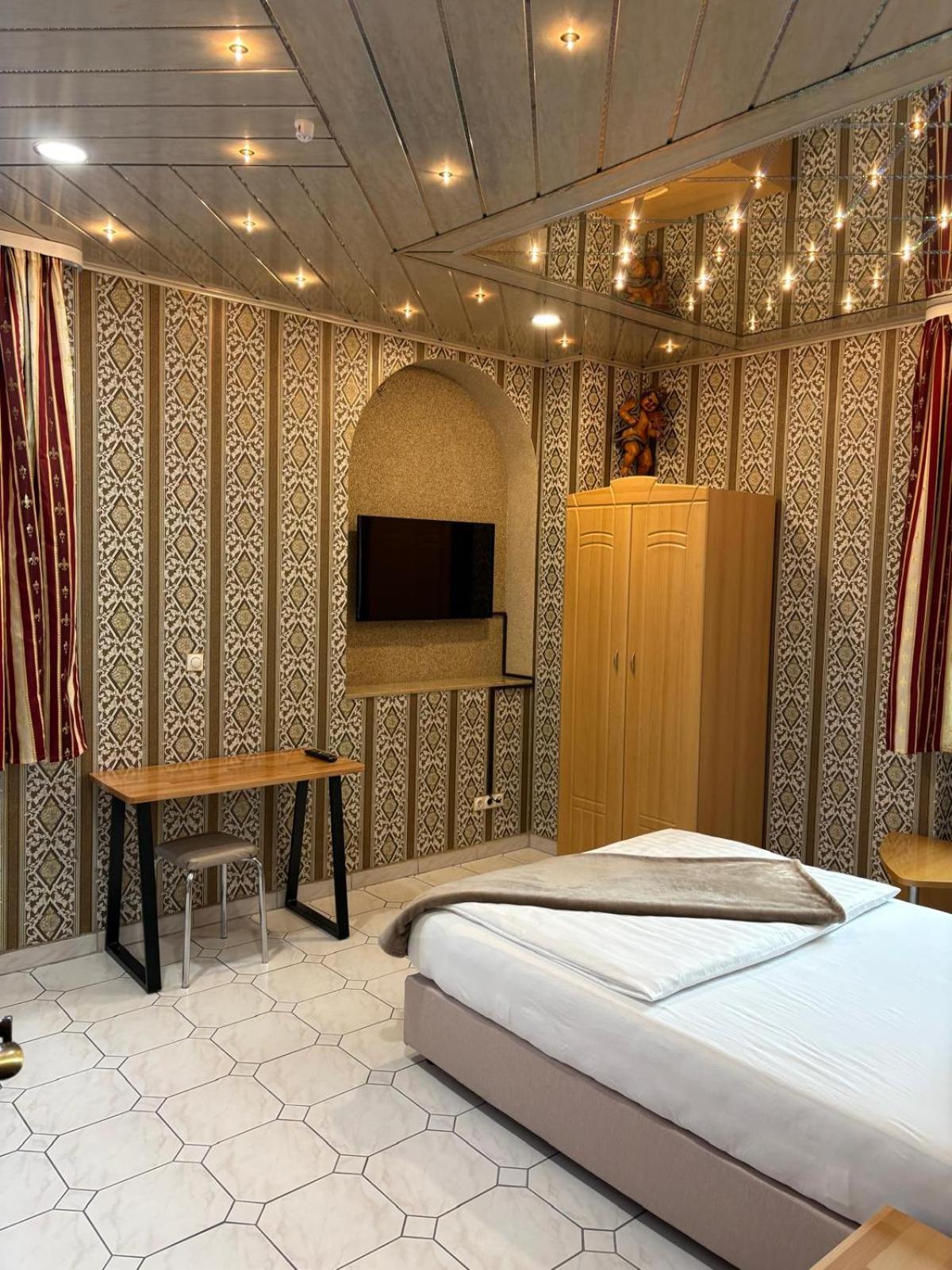 Single Room photo 2