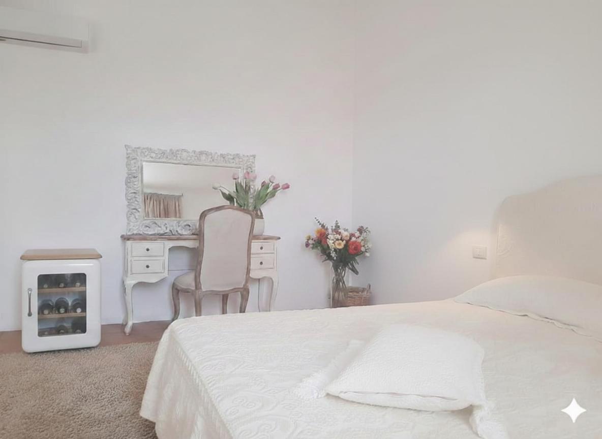 Double Room with Balcony and Sea View