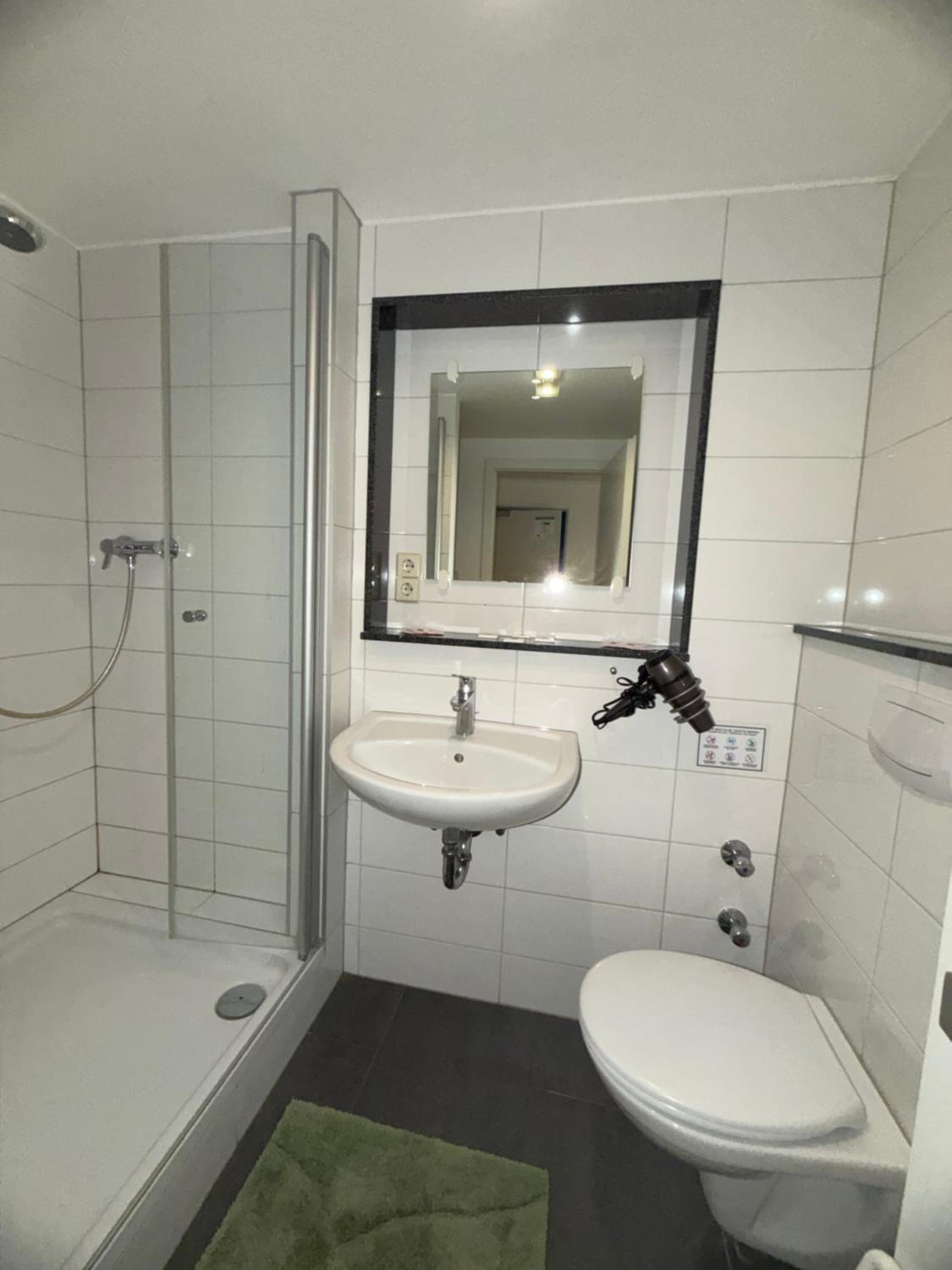 Triple Room - Photo 1