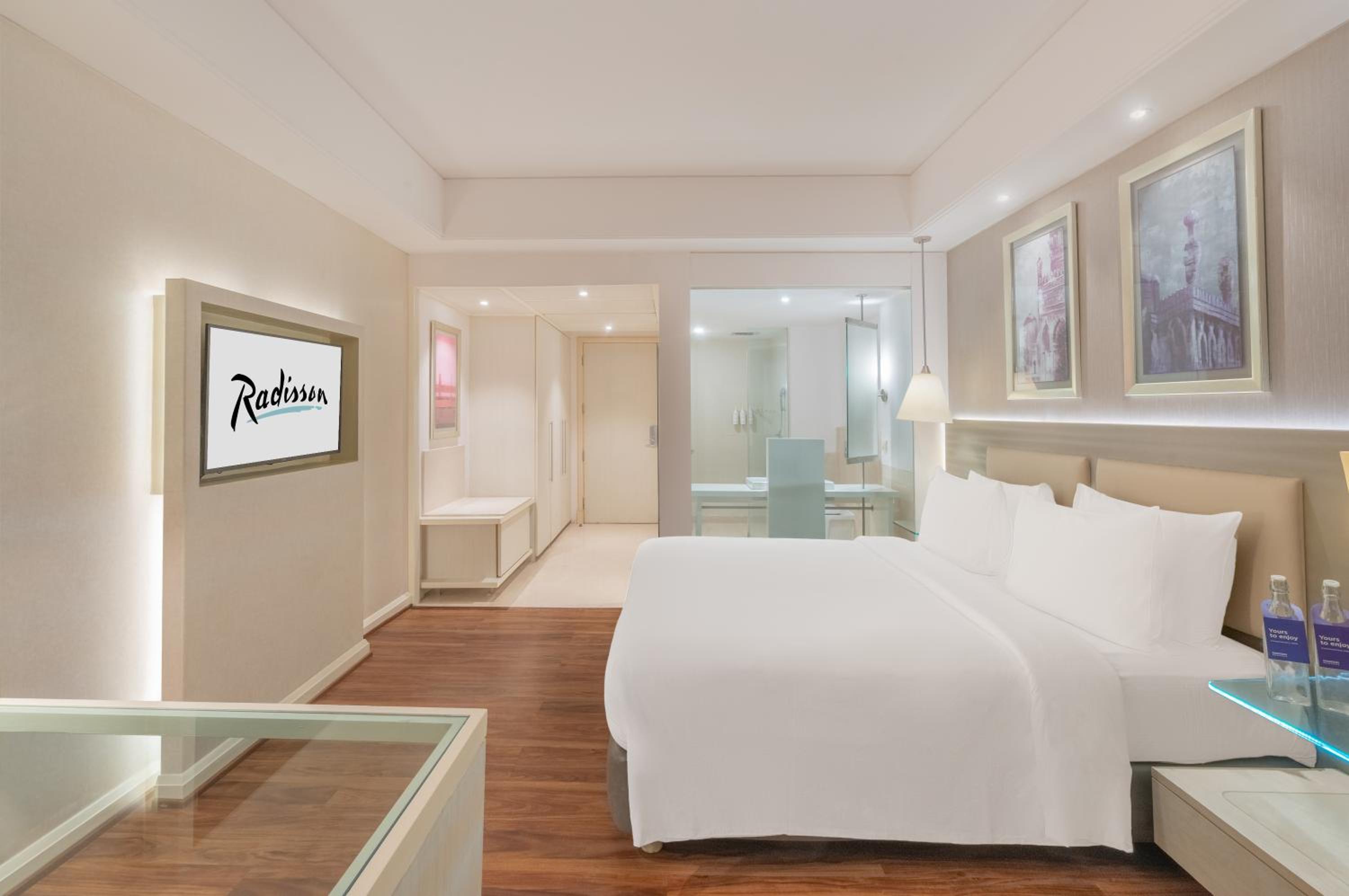Day Use Room, Same Day Check in from 11 AM to Same Day Check Out at 5 PM photo 3
