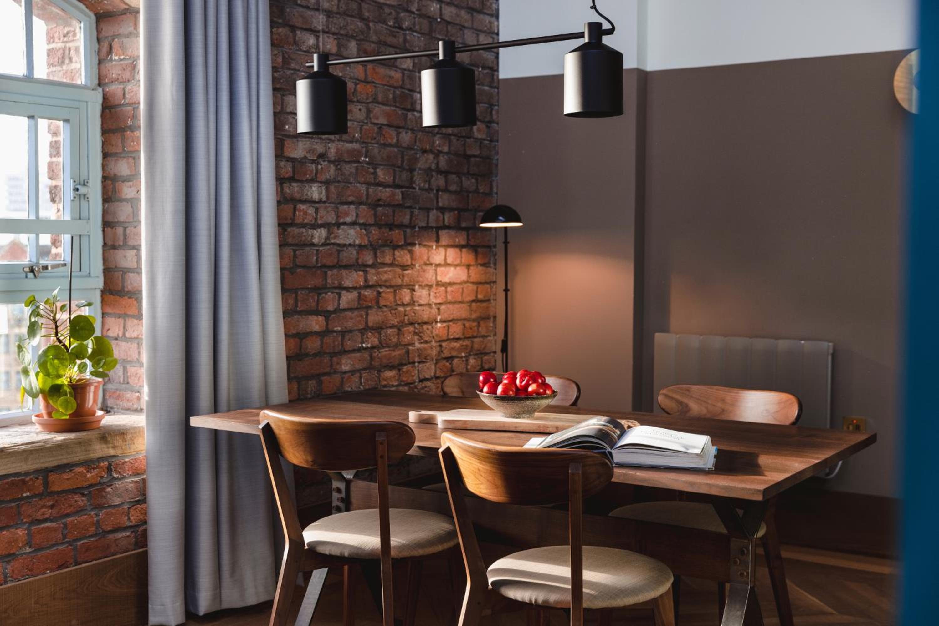 One-bedroom Loft Apartment  - Photo 1