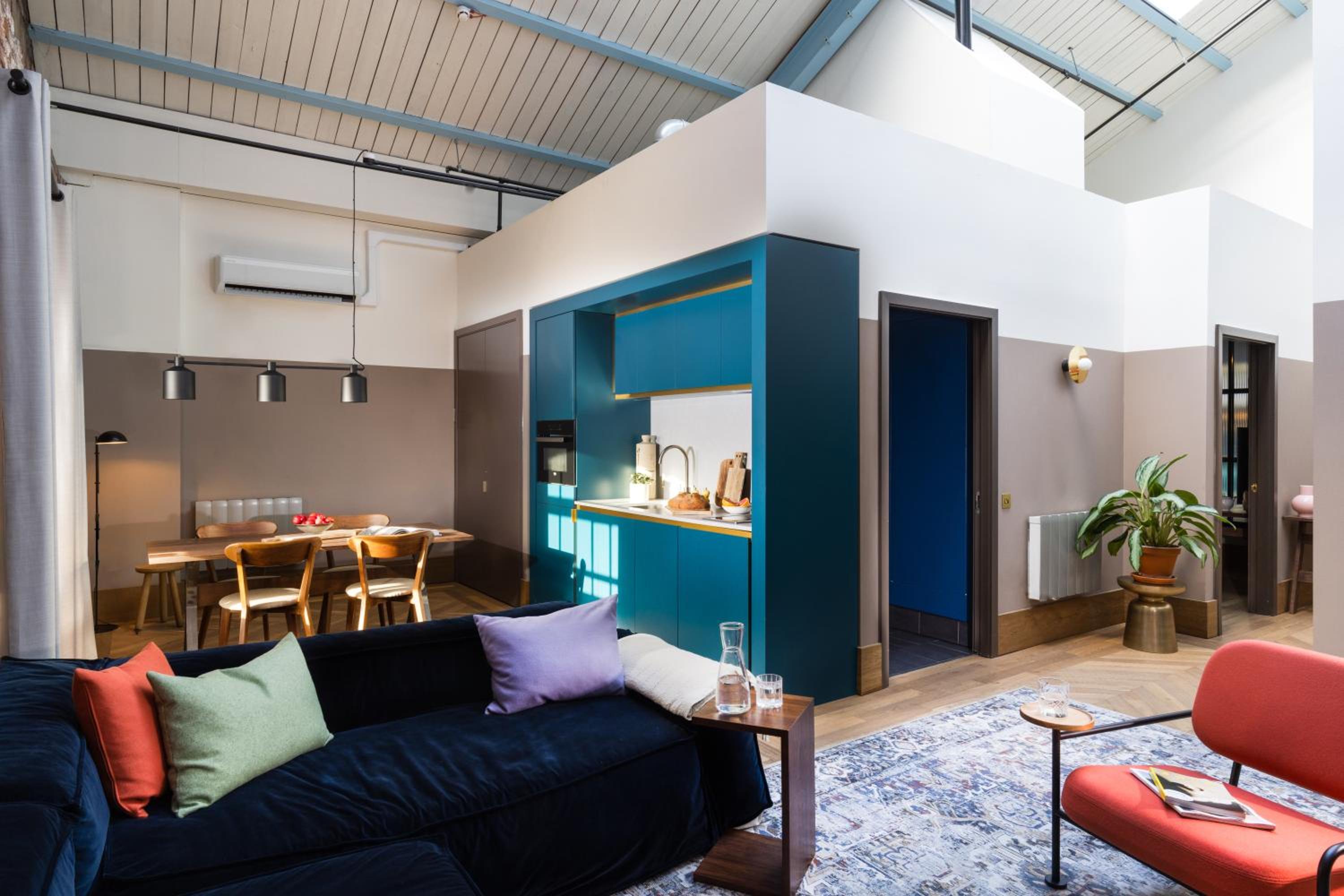 One-bedroom Loft Apartment  - Photo 4