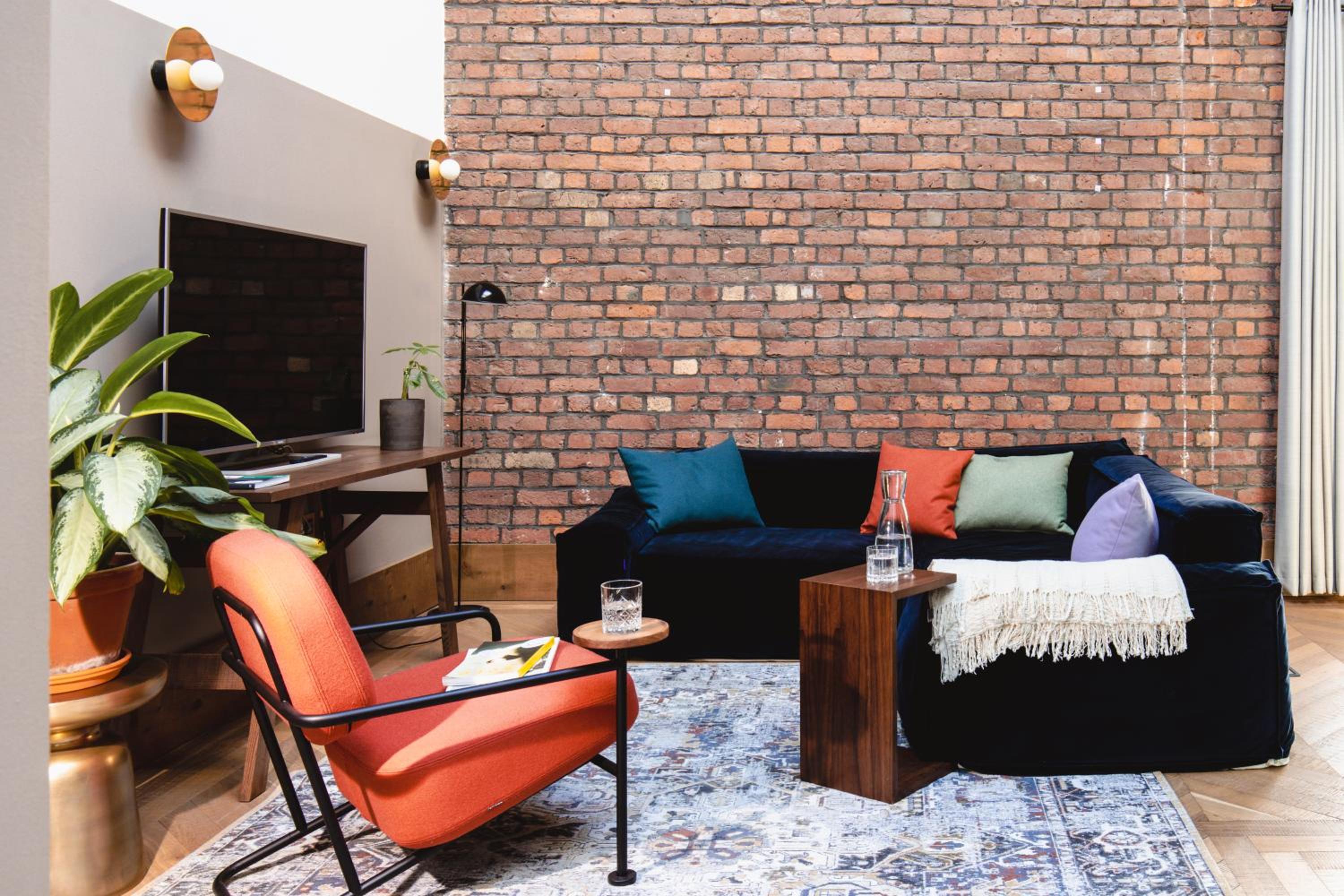 One-bedroom Loft Apartment  - Photo 6