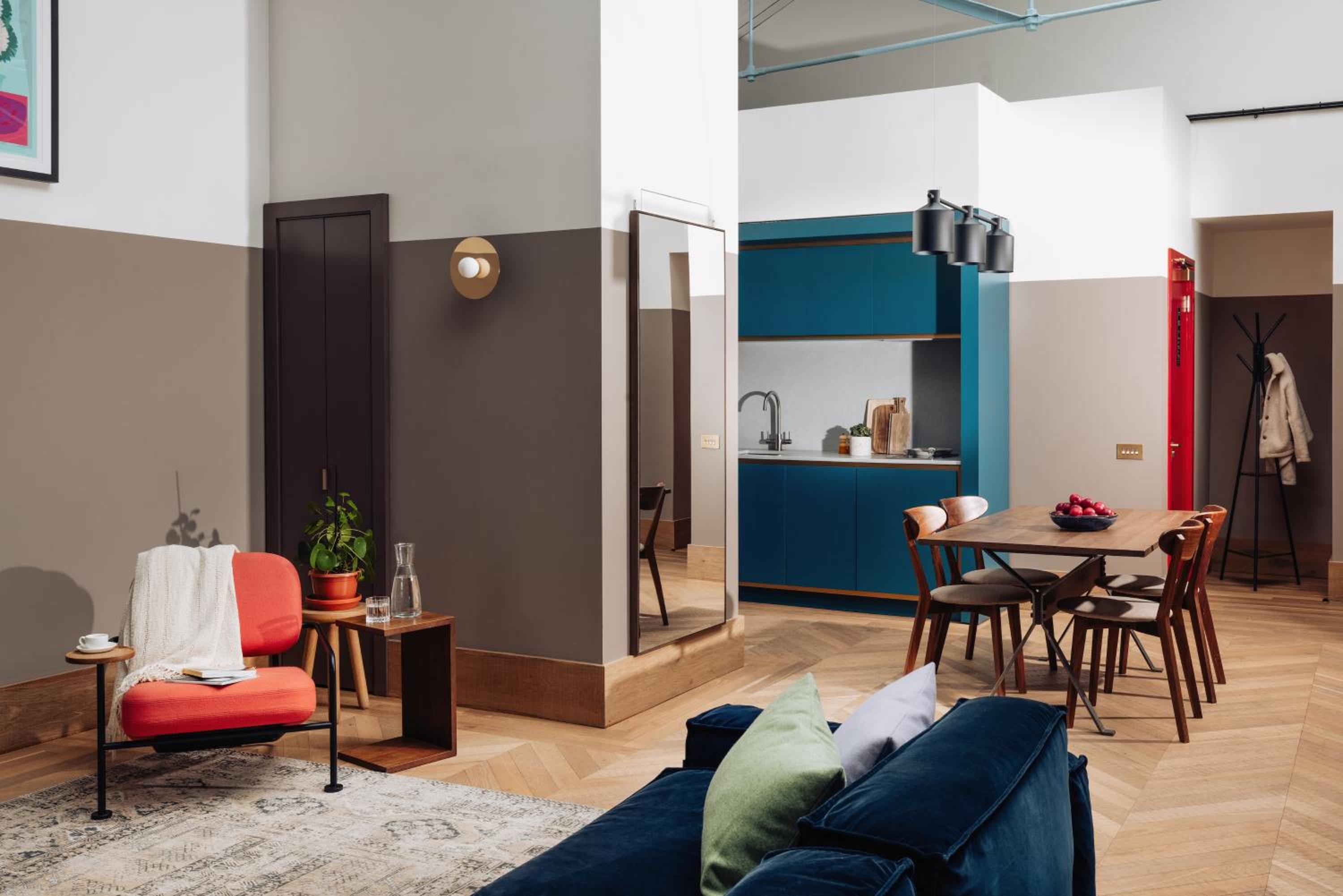 Two-Bedroom Loft Apartment - Photo 3