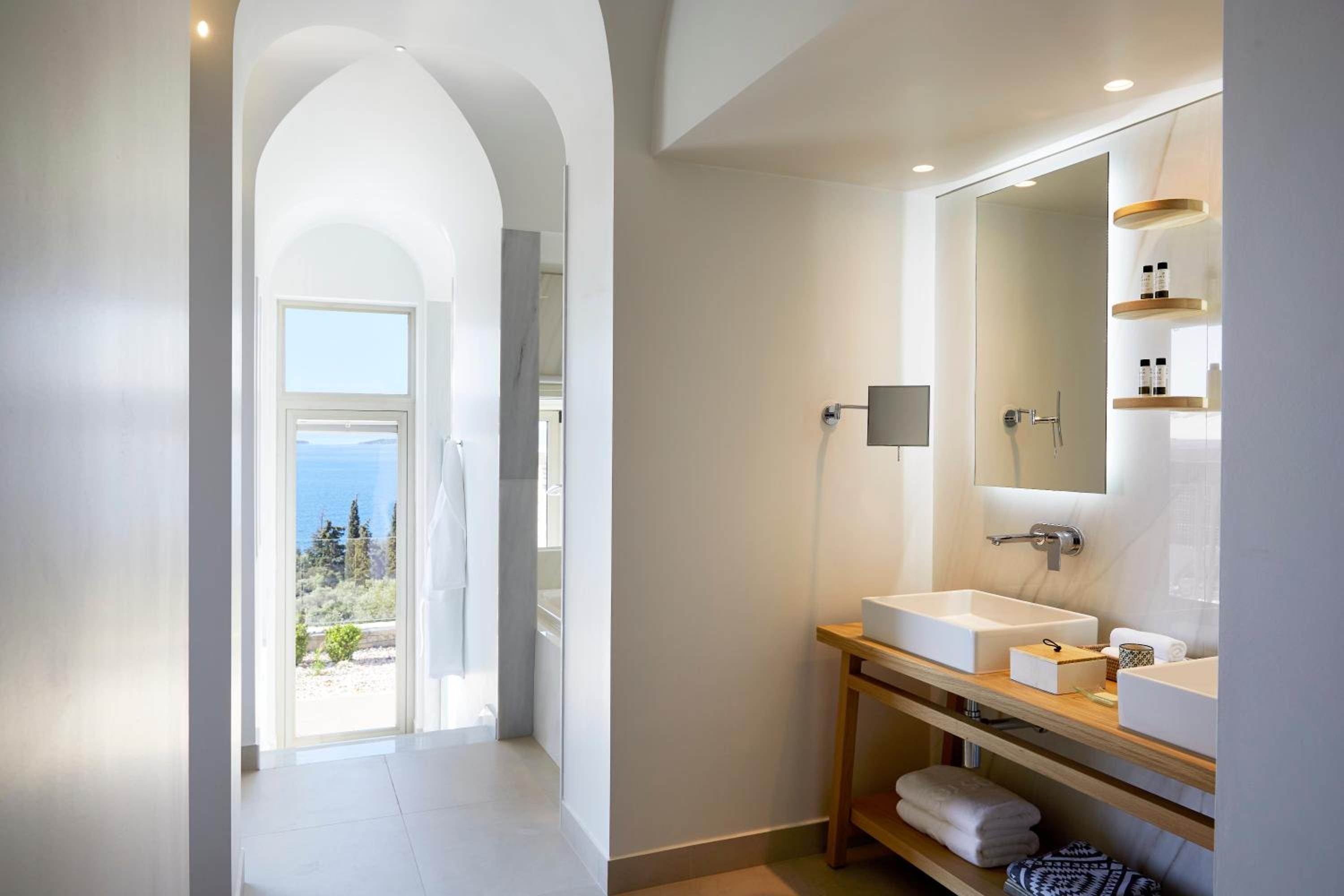 Ocean One-Bedroom Pool Villa with Complimentary Car