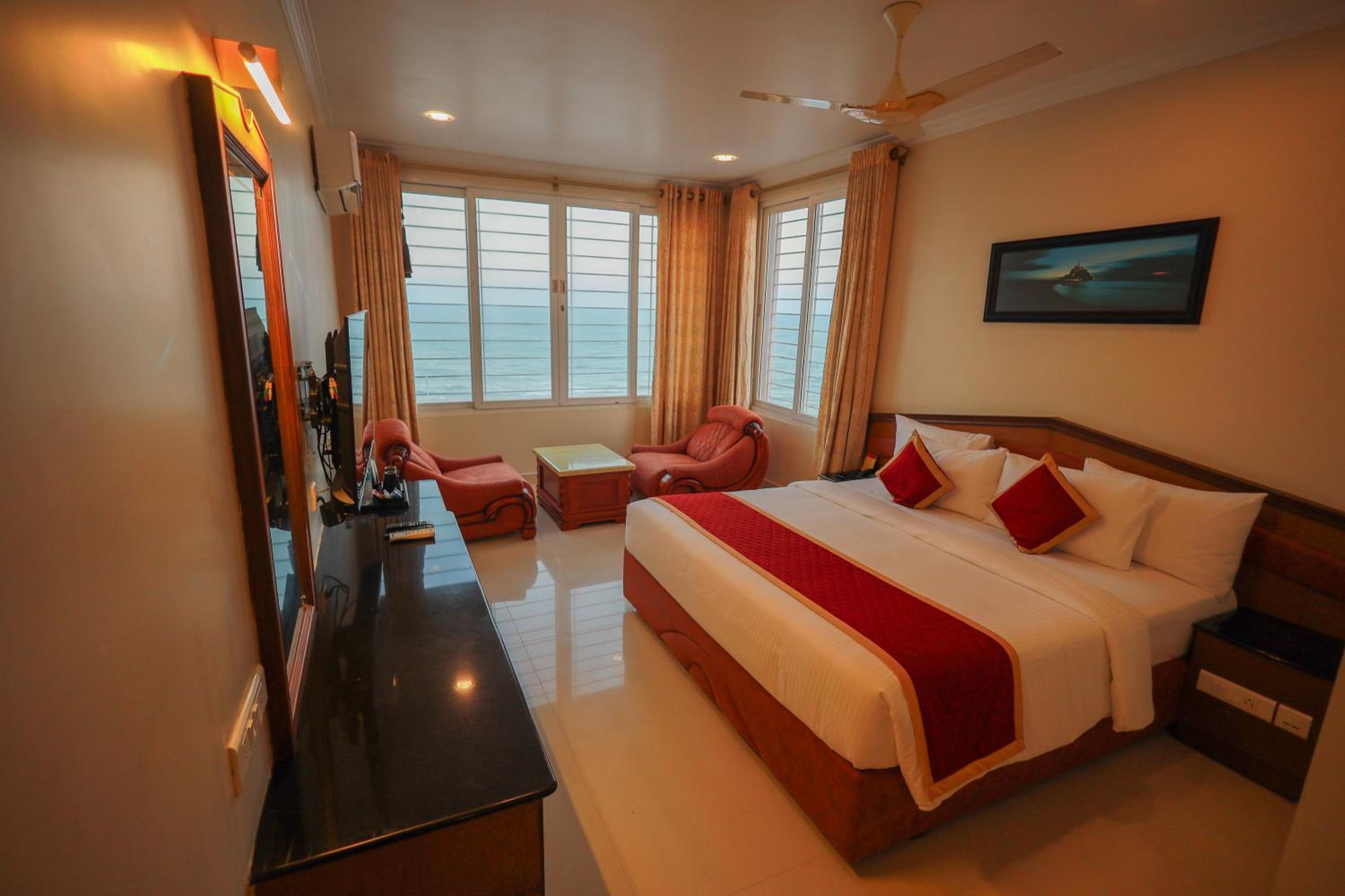 CLASSIC - AC (SEAVIEW) - Photo 1