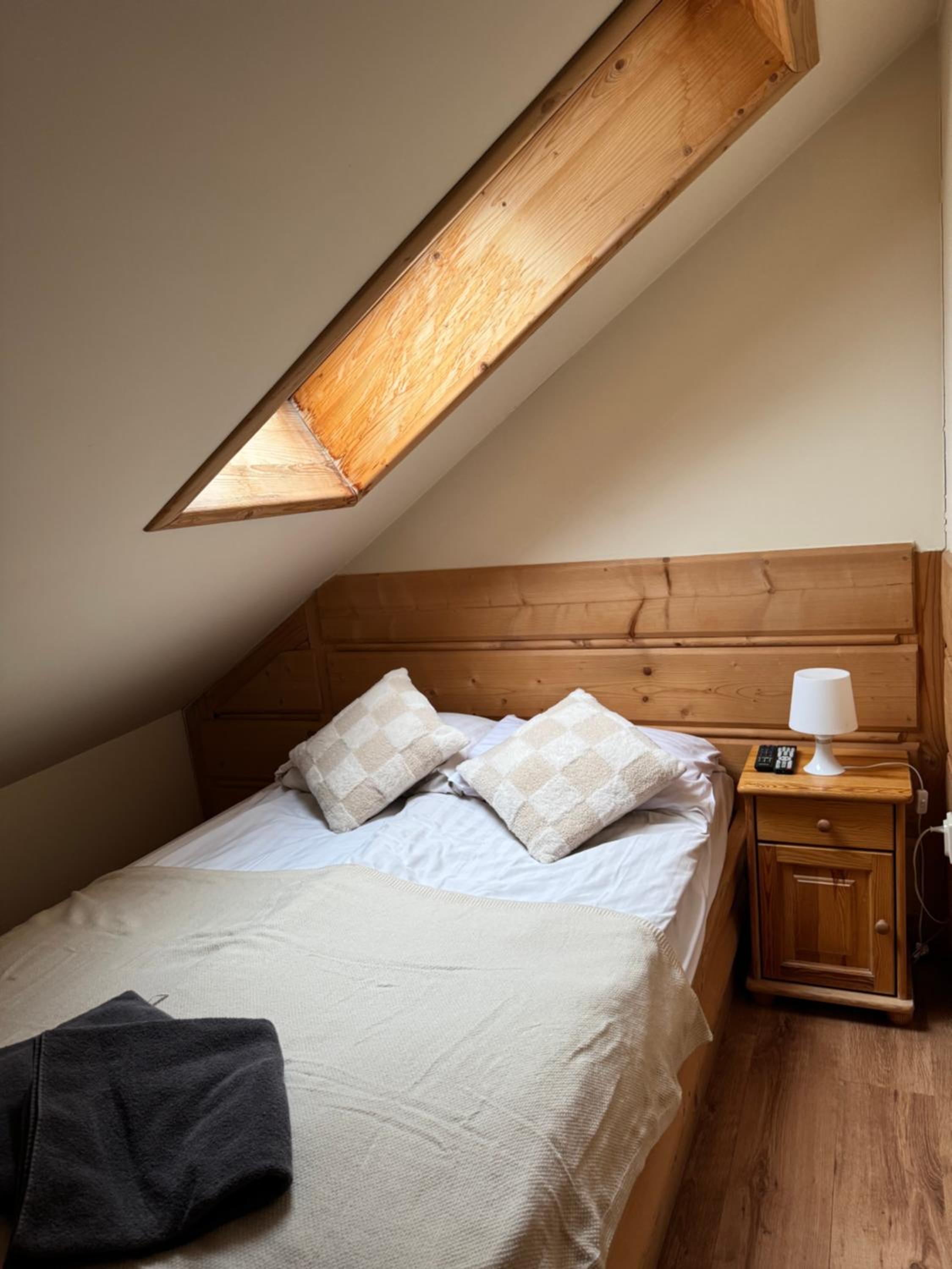 Budget Single Room photo 2