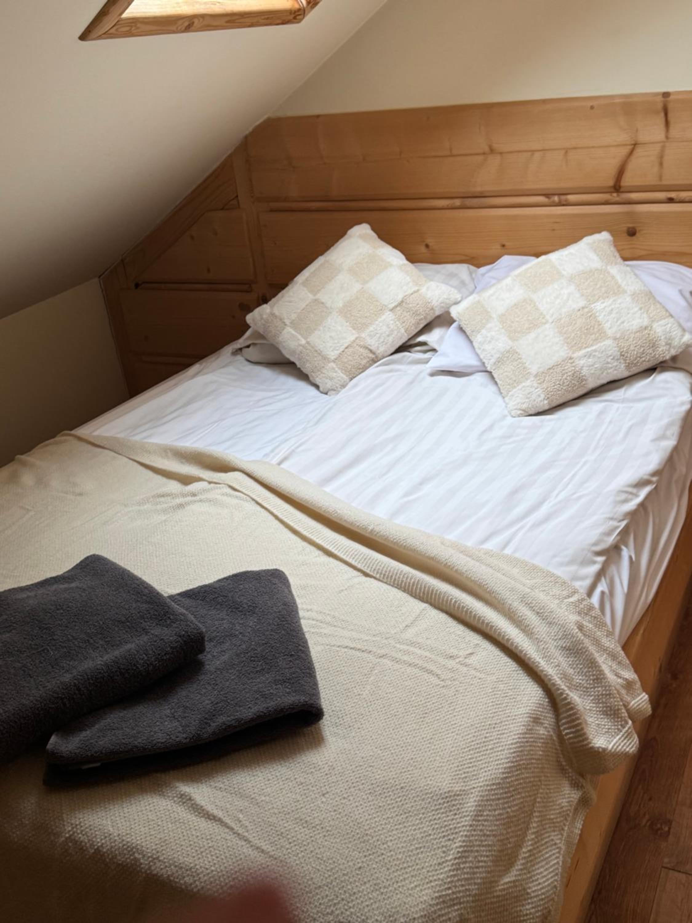 Budget Single Room photo 3