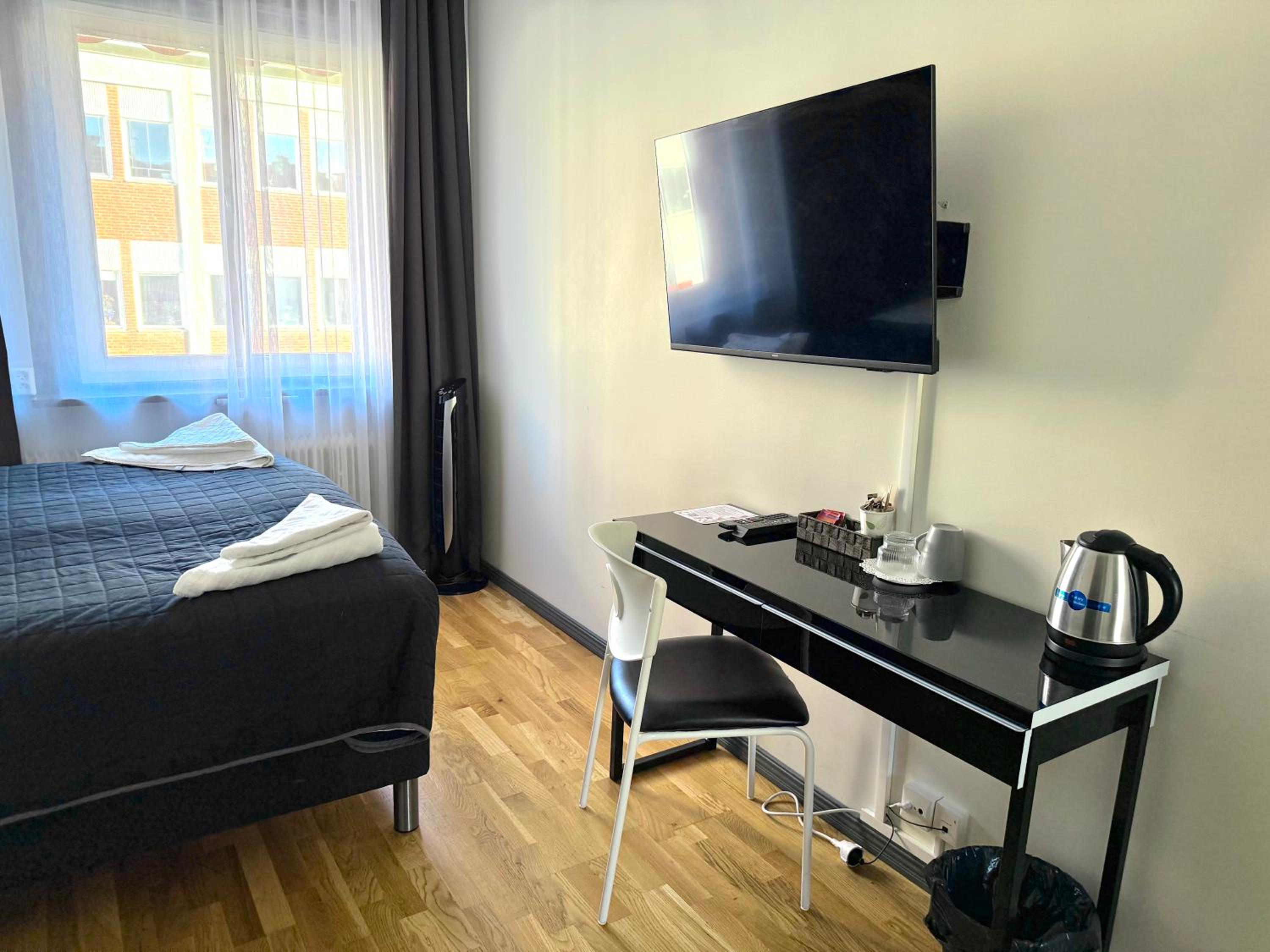 Economy Double Room photo 3