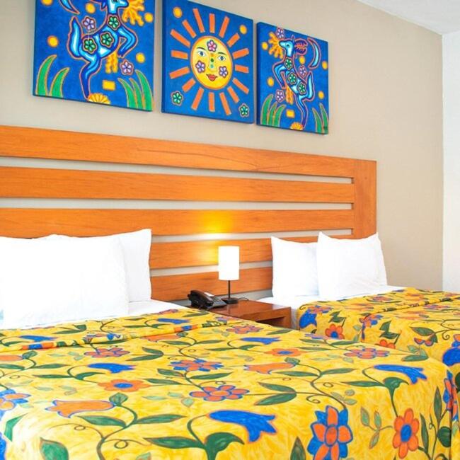Standard Room, 2 Double Beds - Photo 2