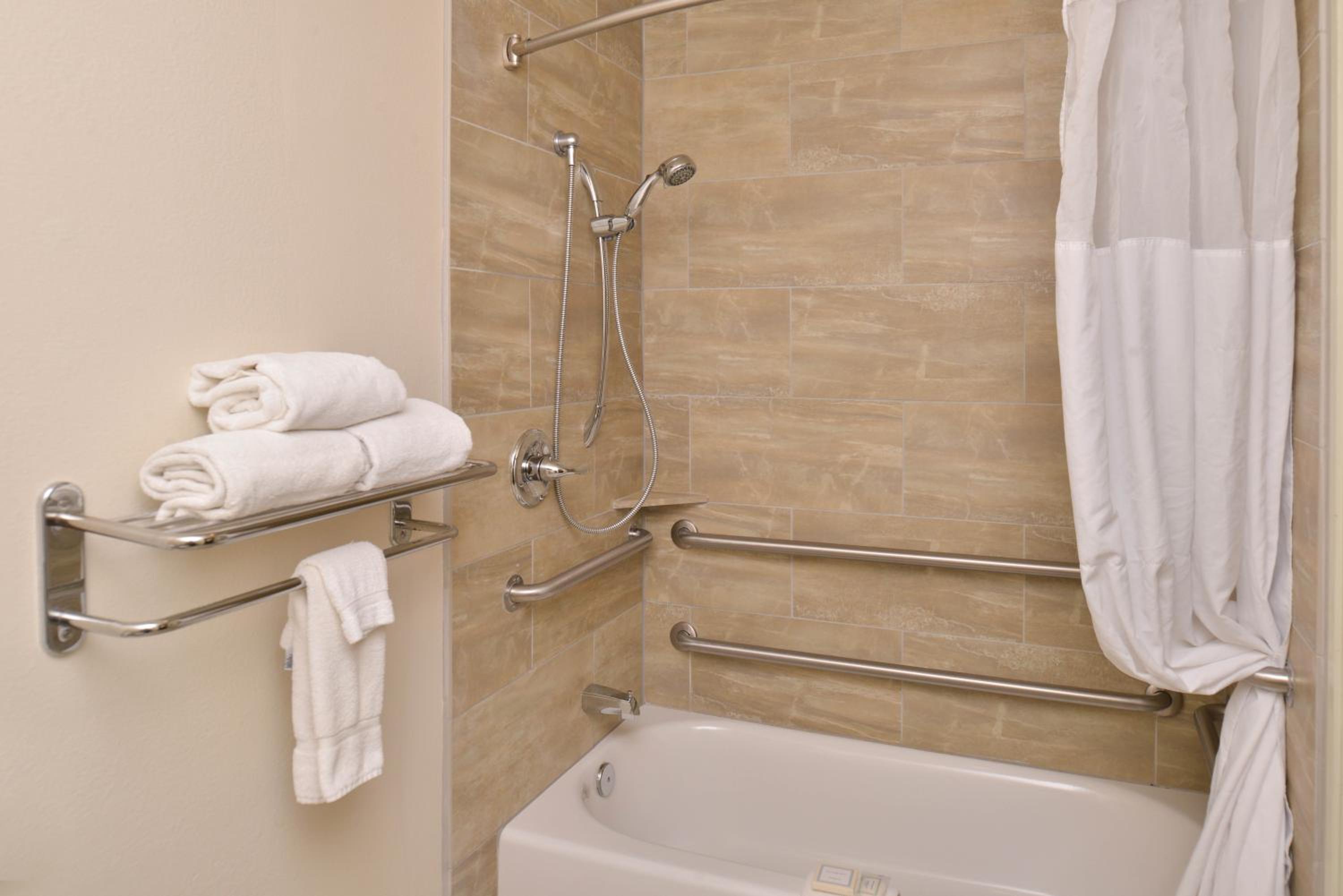 King Room - Disability Access/Non-Smoking - Photo 7