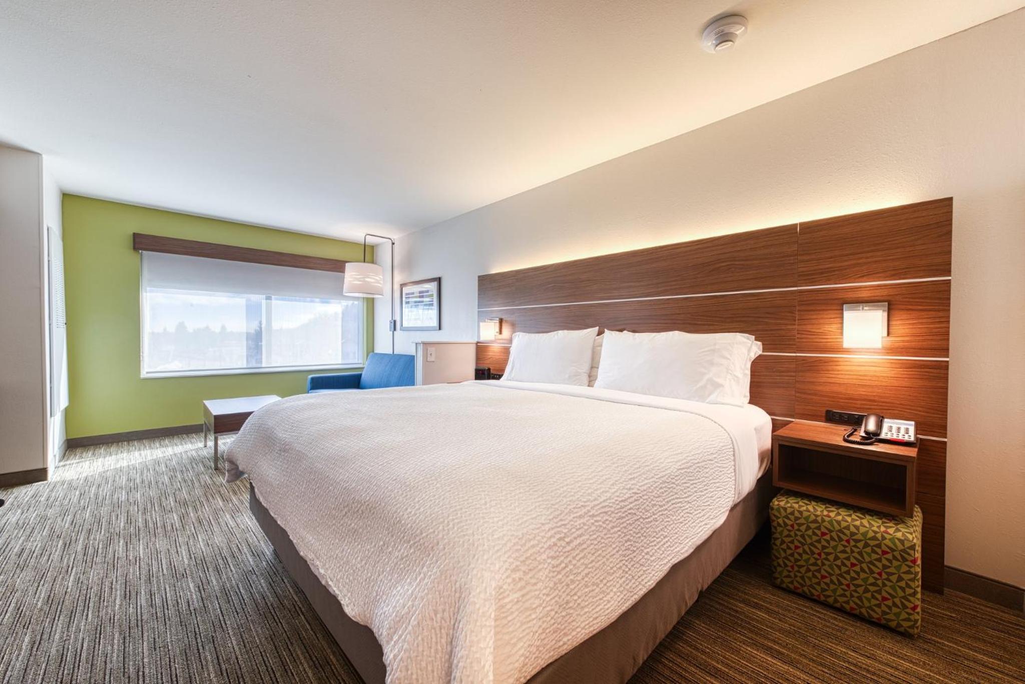 Triple Suite - Non-Smoking - Photo 6