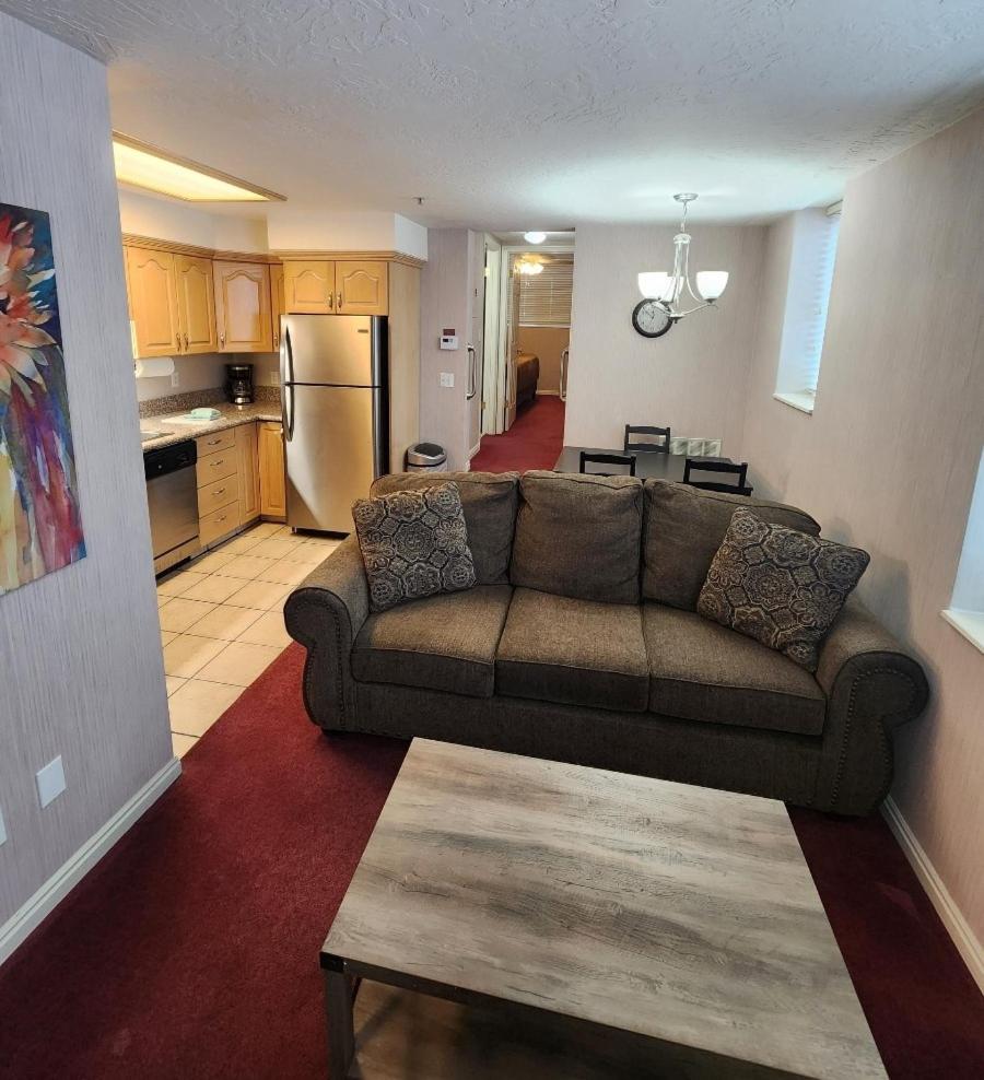Deluxe Family Suite photo 2