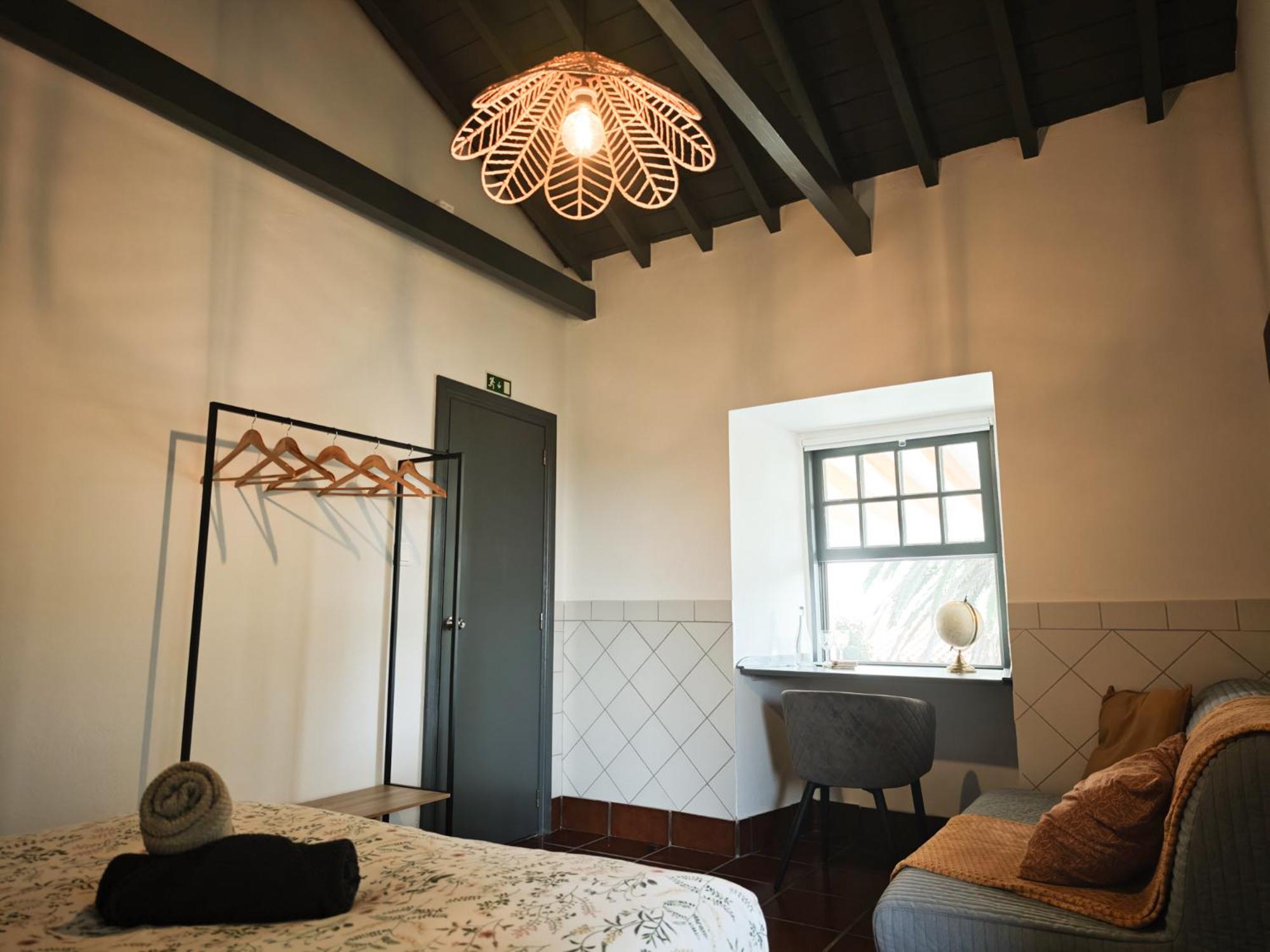 Quadruple Room with Private Bathroom photo 1