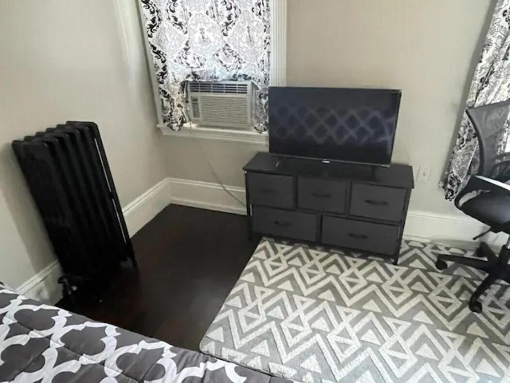 Triple Room with Shared Bathroom photo 2