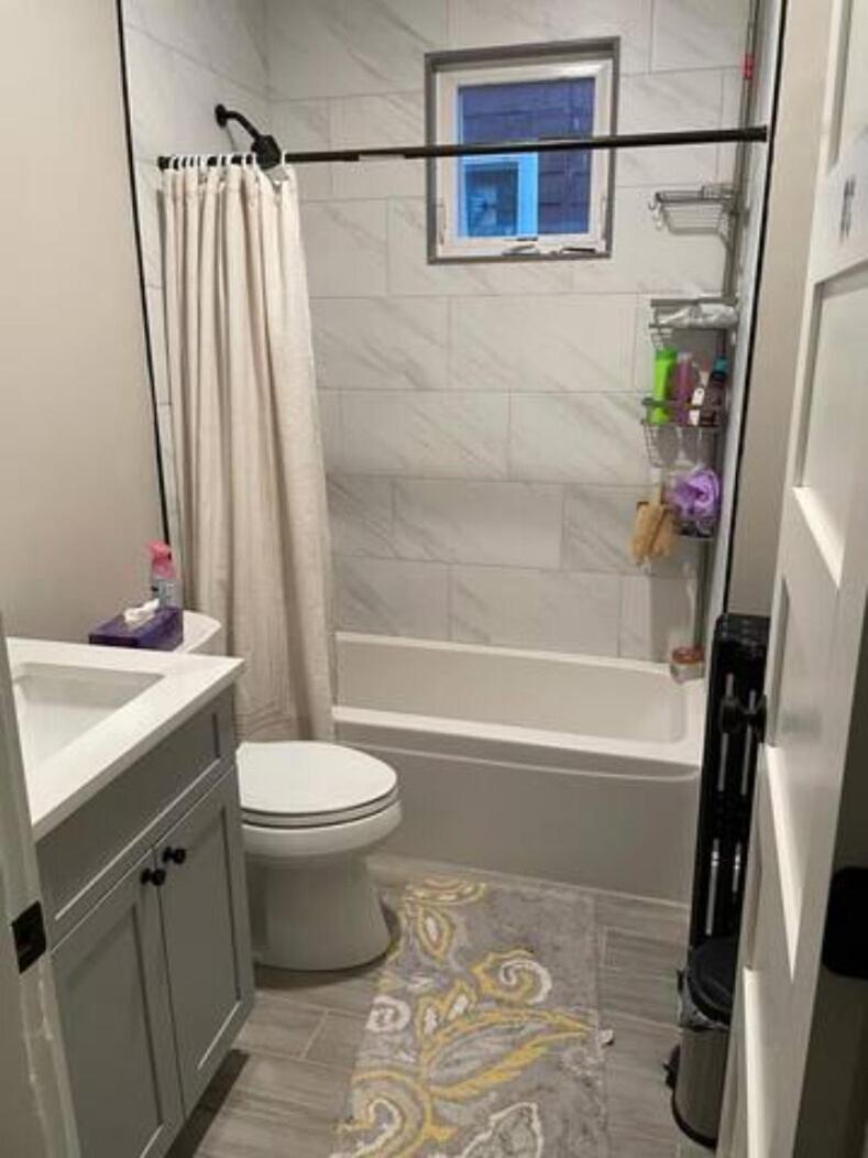 Triple Room with Shared Bathroom photo 3