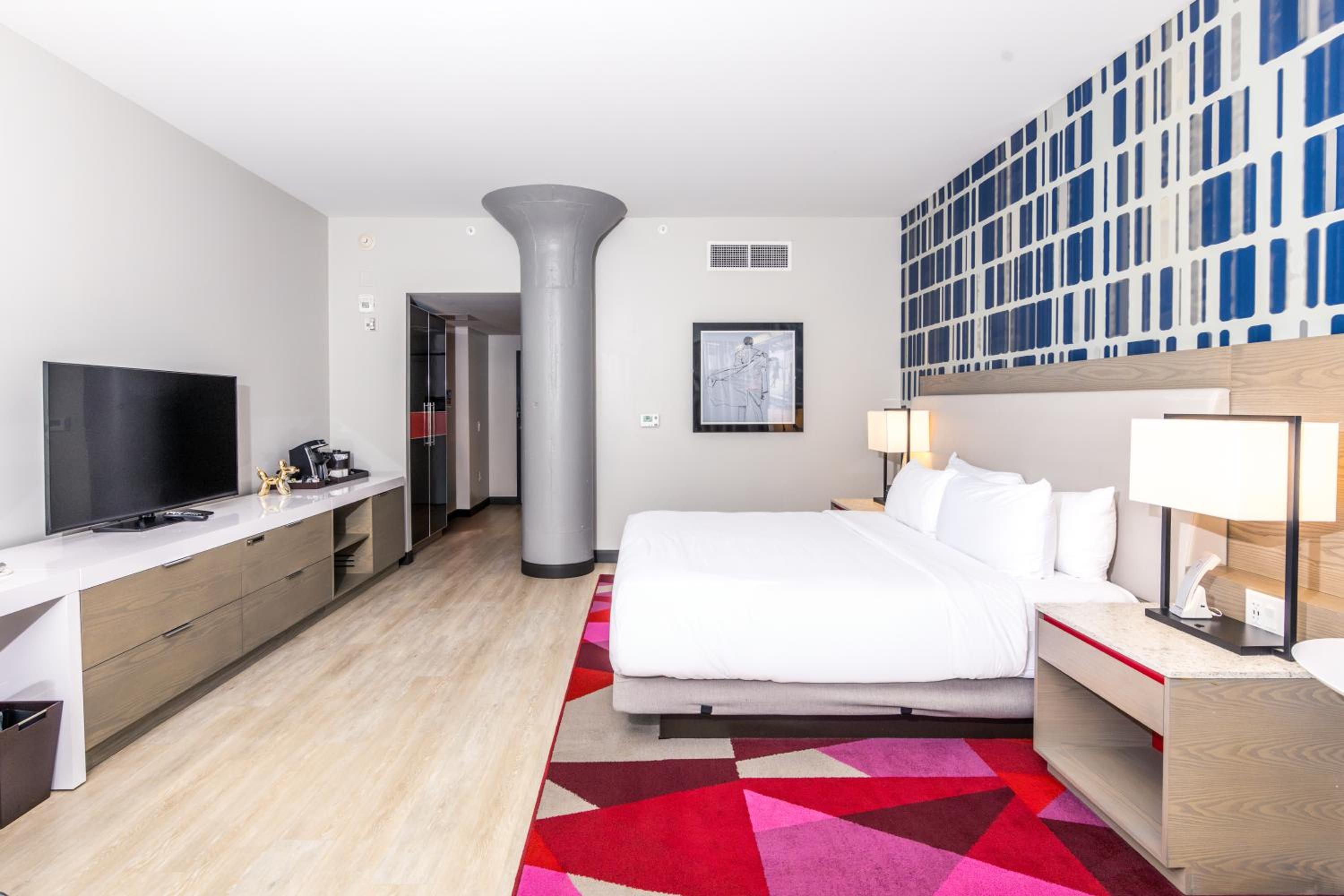 King Room with City View