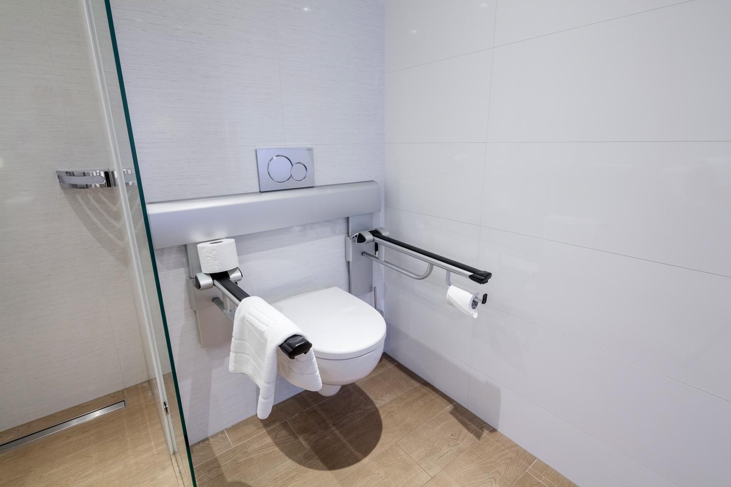 Twin Room - Disability Access photo 1