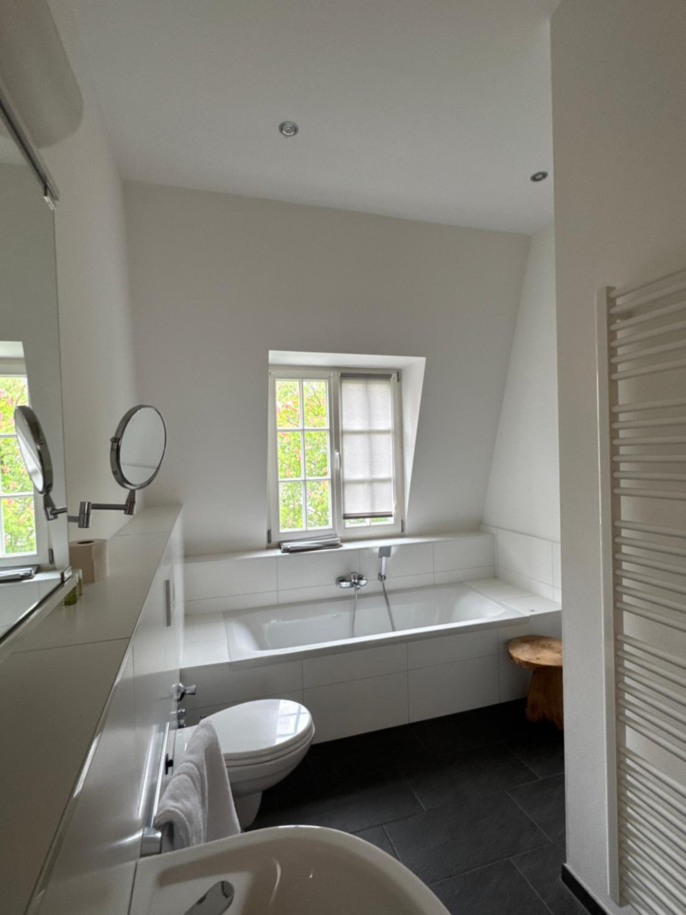 Deluxe Family Suite photo 3