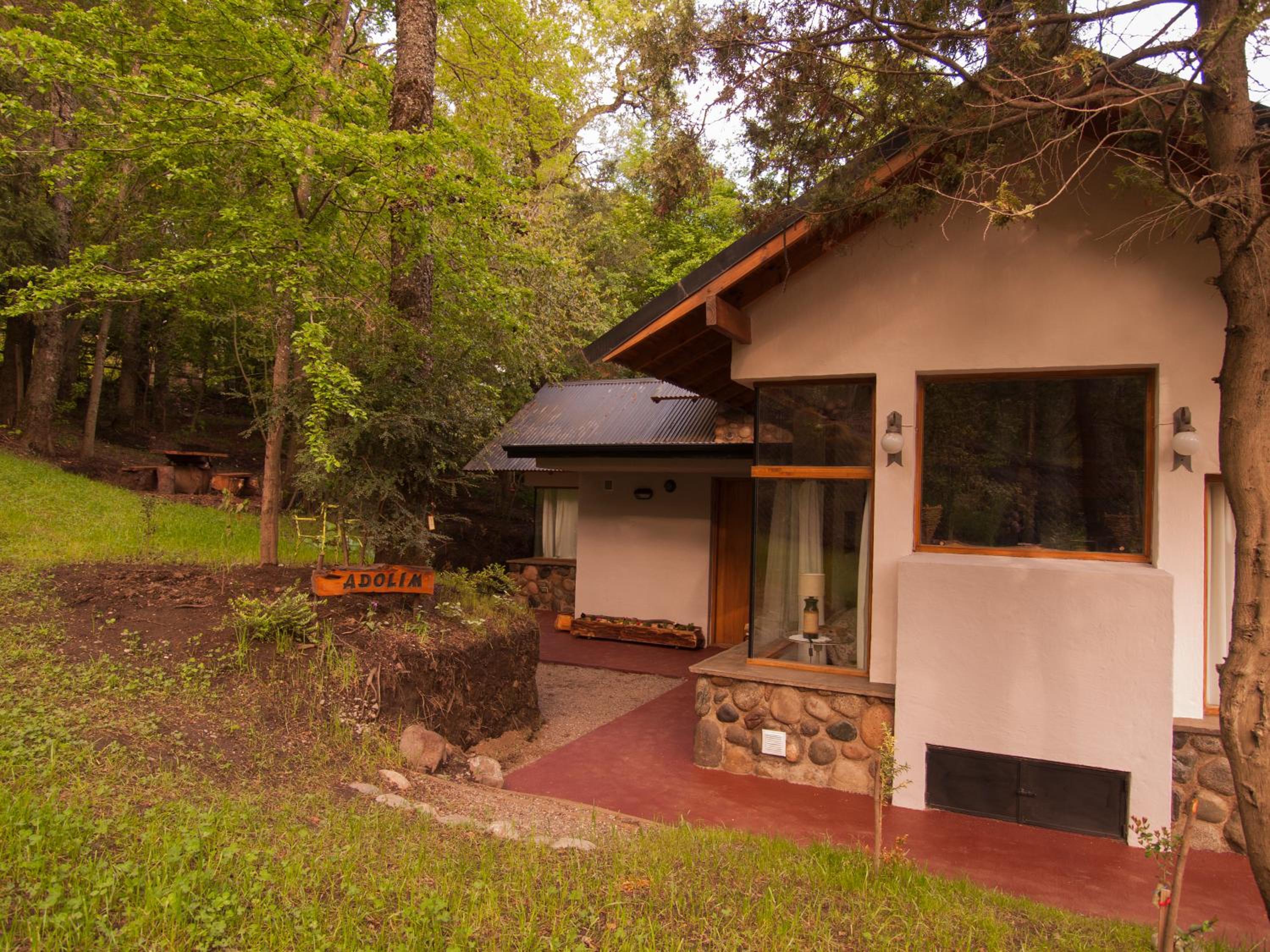 Three-Bedroom House photo 2
