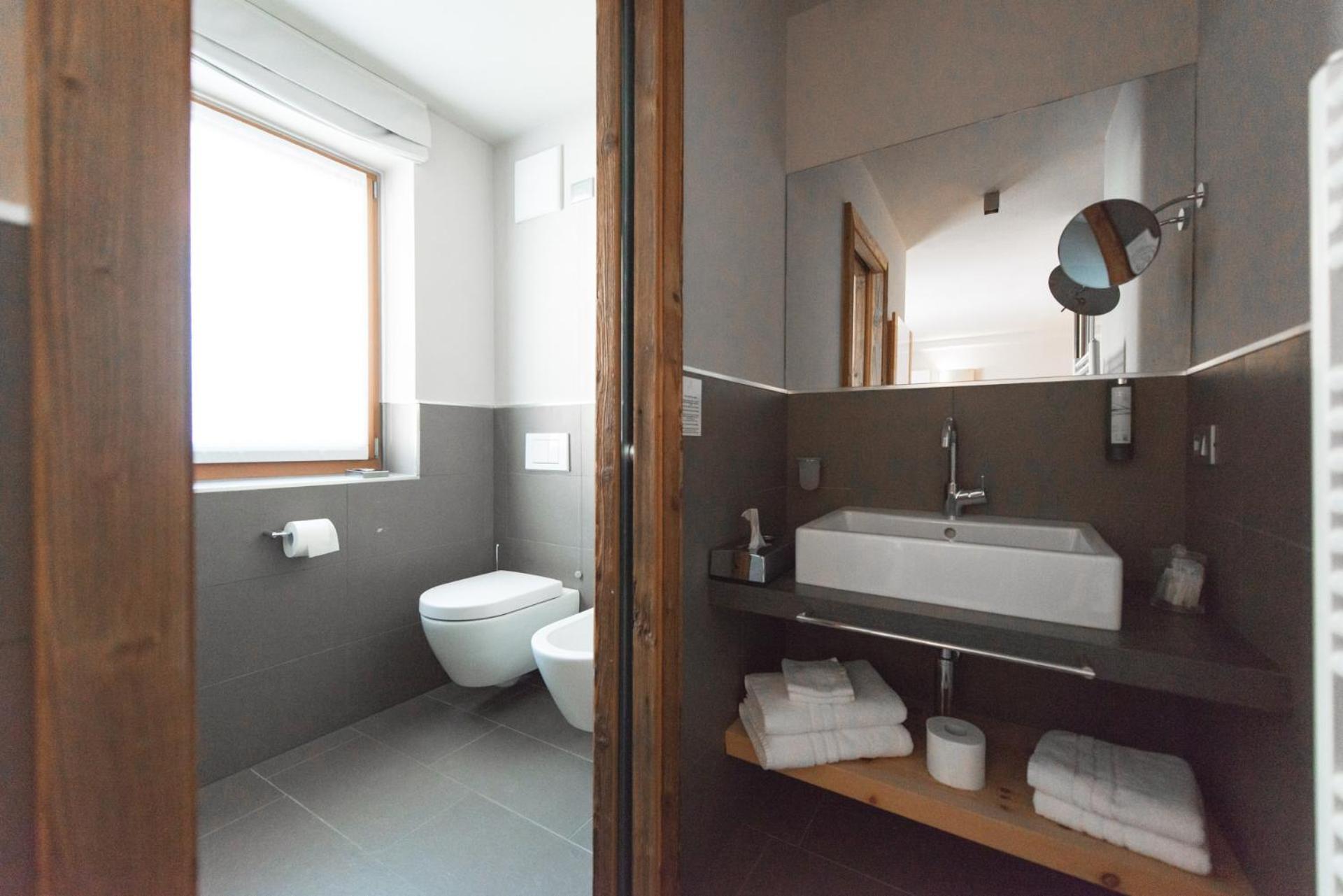 Double Room with Balcony photo 2