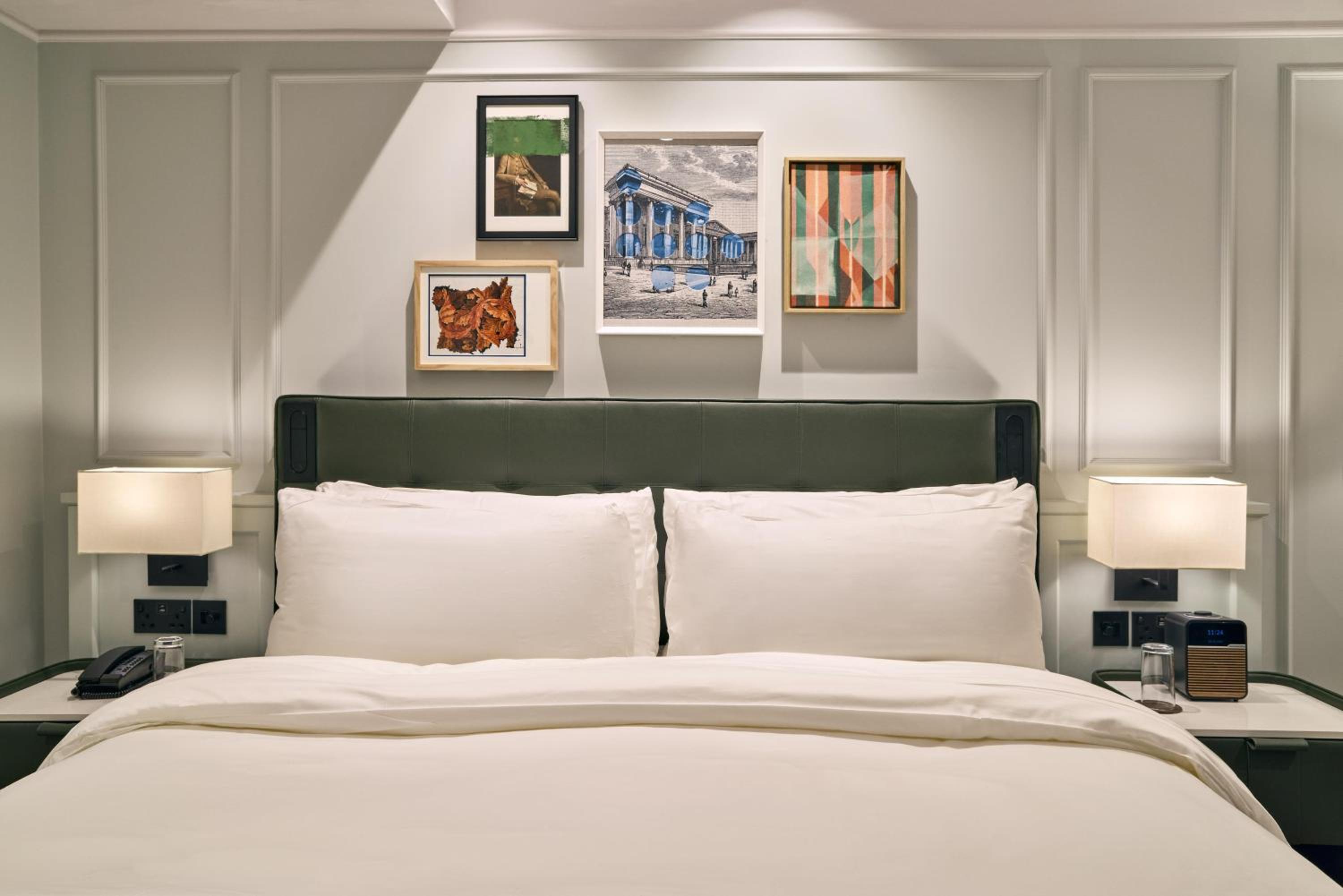 Superior King Room