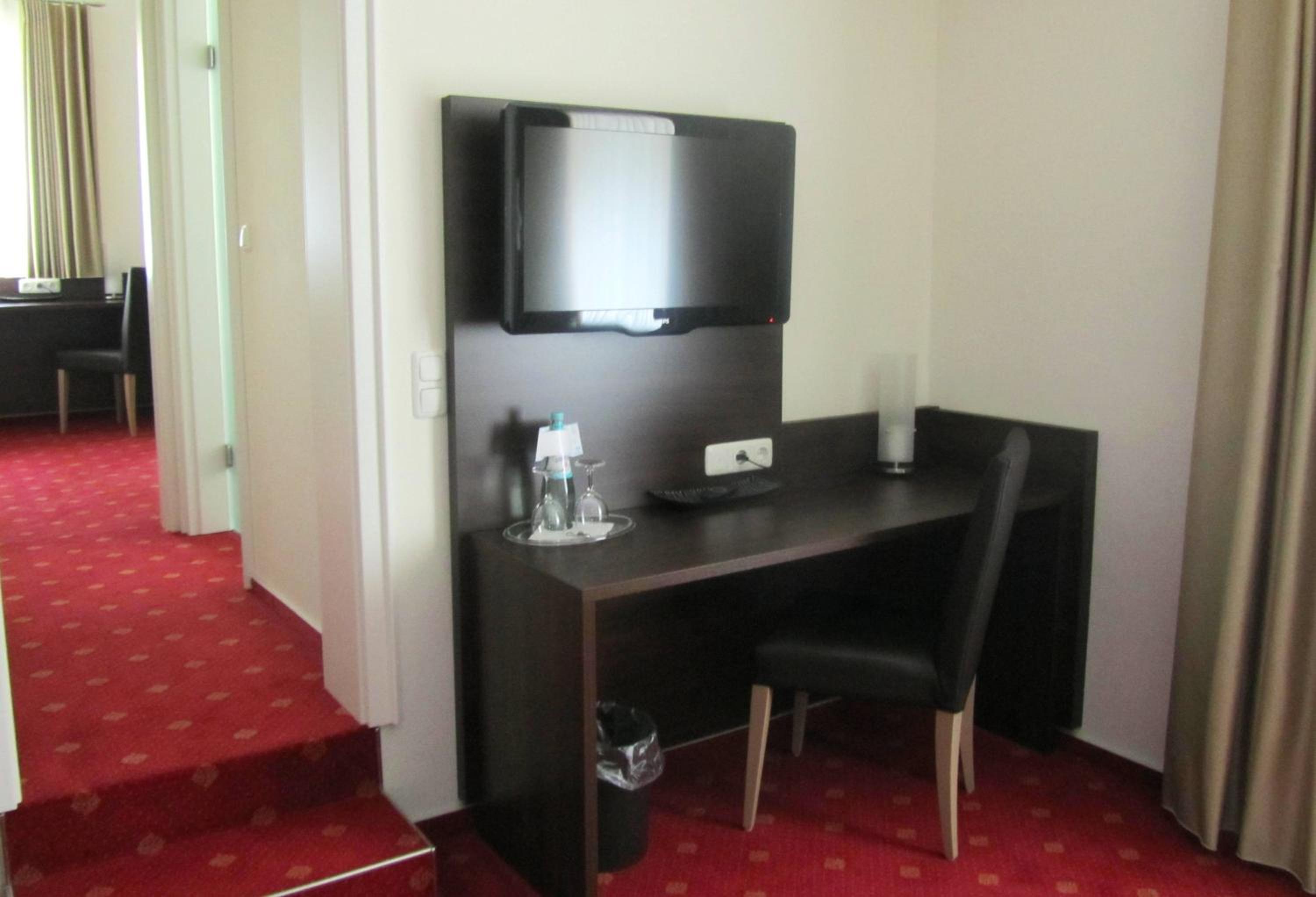 Classic Triple Room - Photo 6
