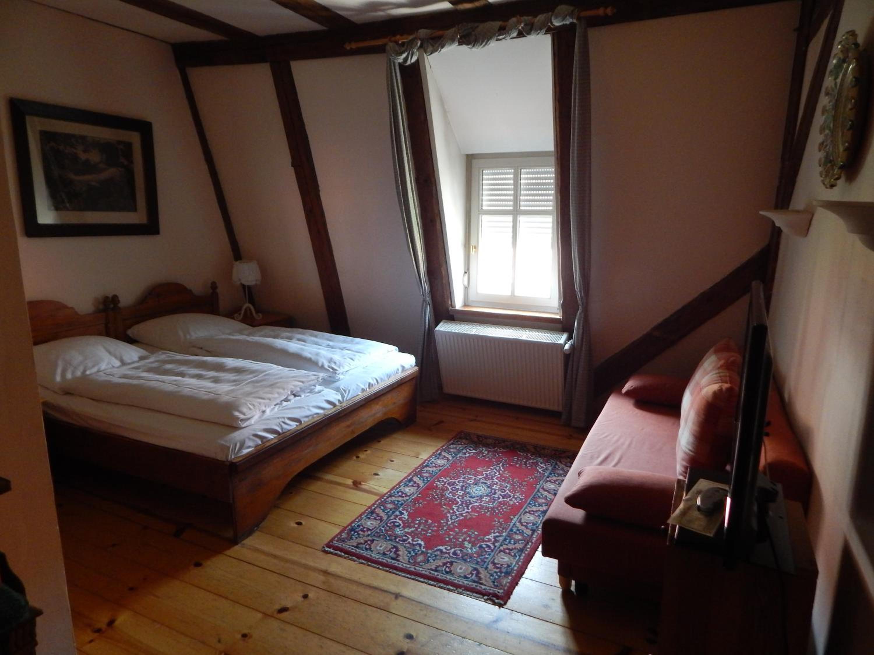 Standard Triple Room - Photo 3