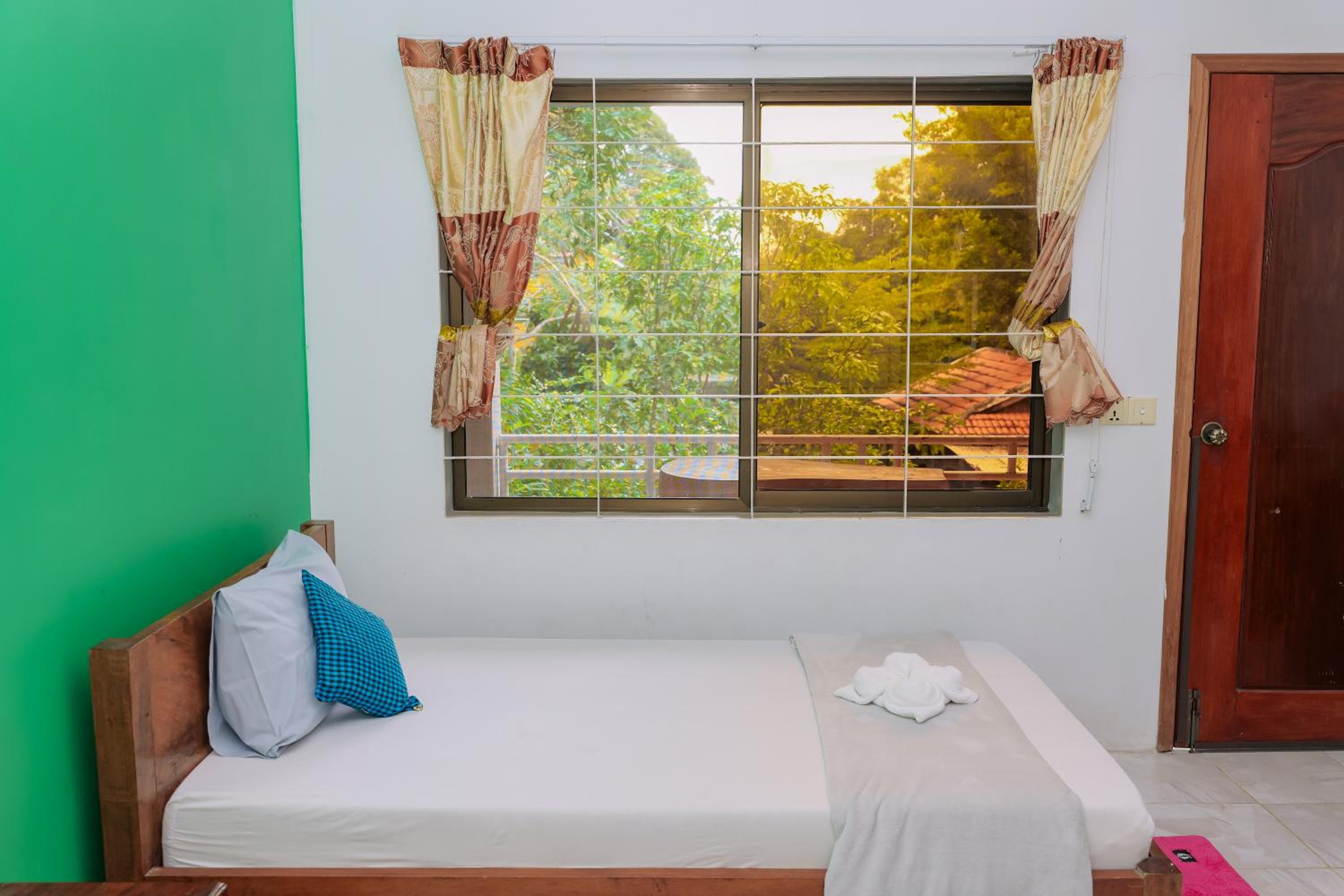 Standard Twin Room photo 3