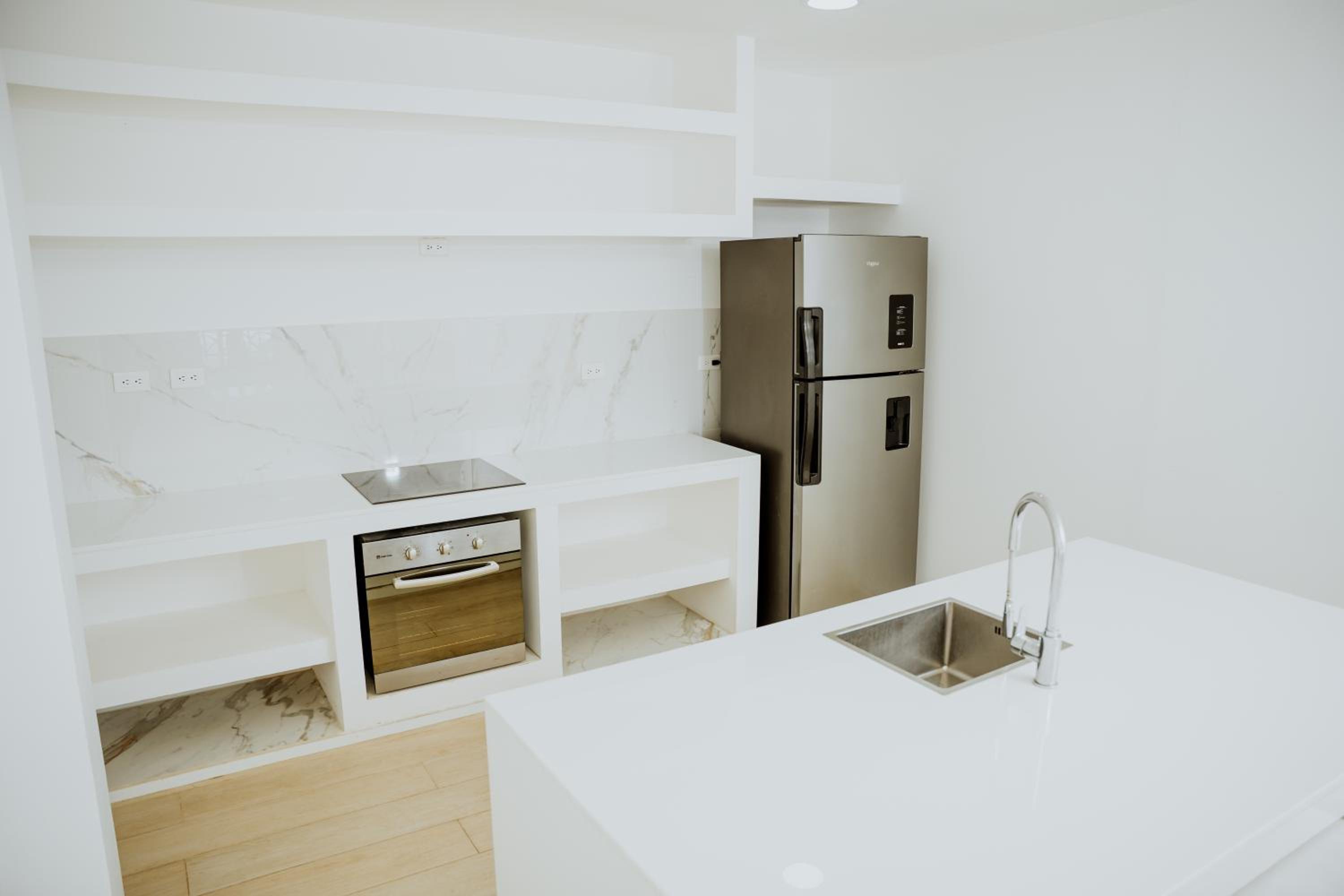 Apartment with View and Balcony photo 3