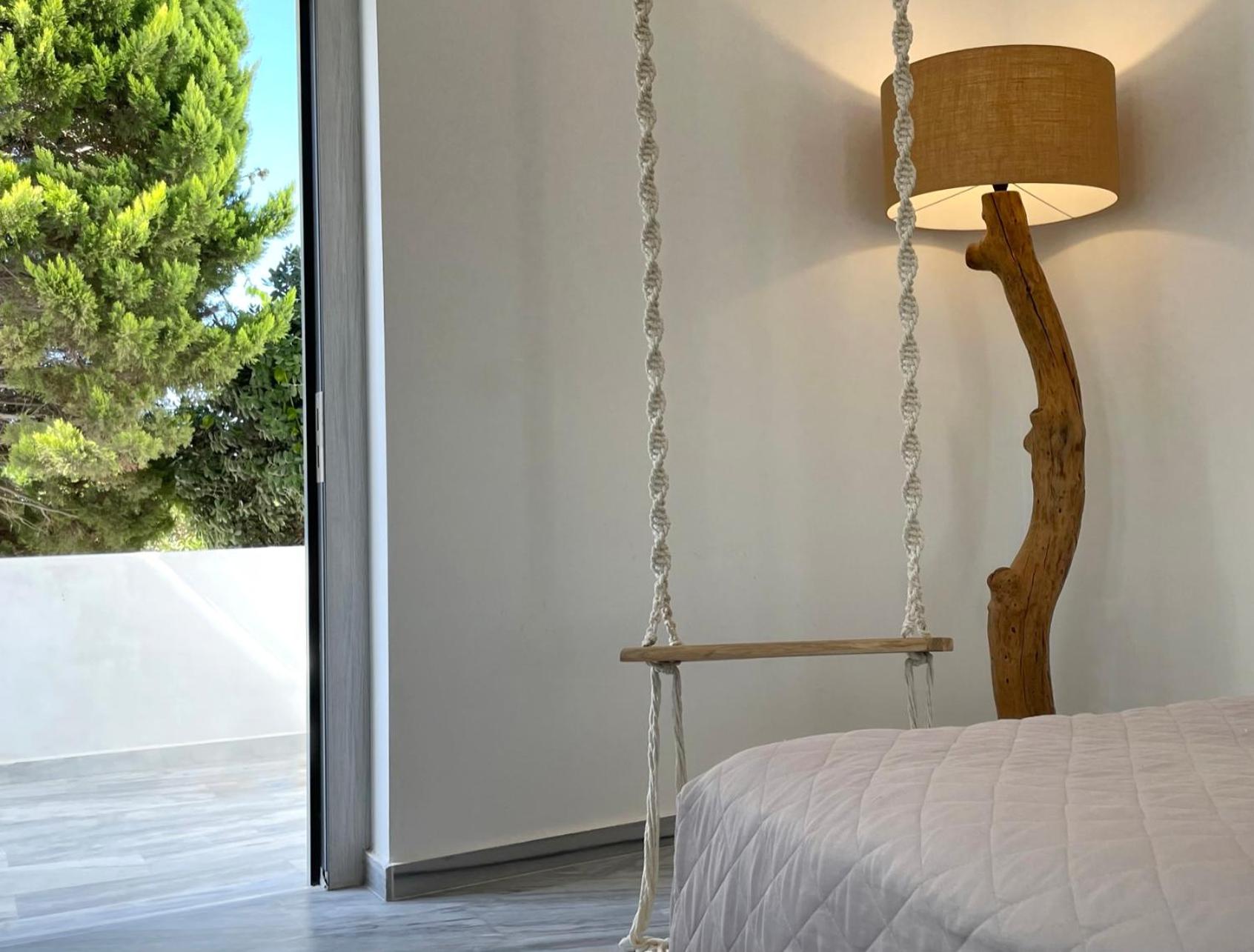 Deluxe Double Room with Balcony and Sea View photo 3