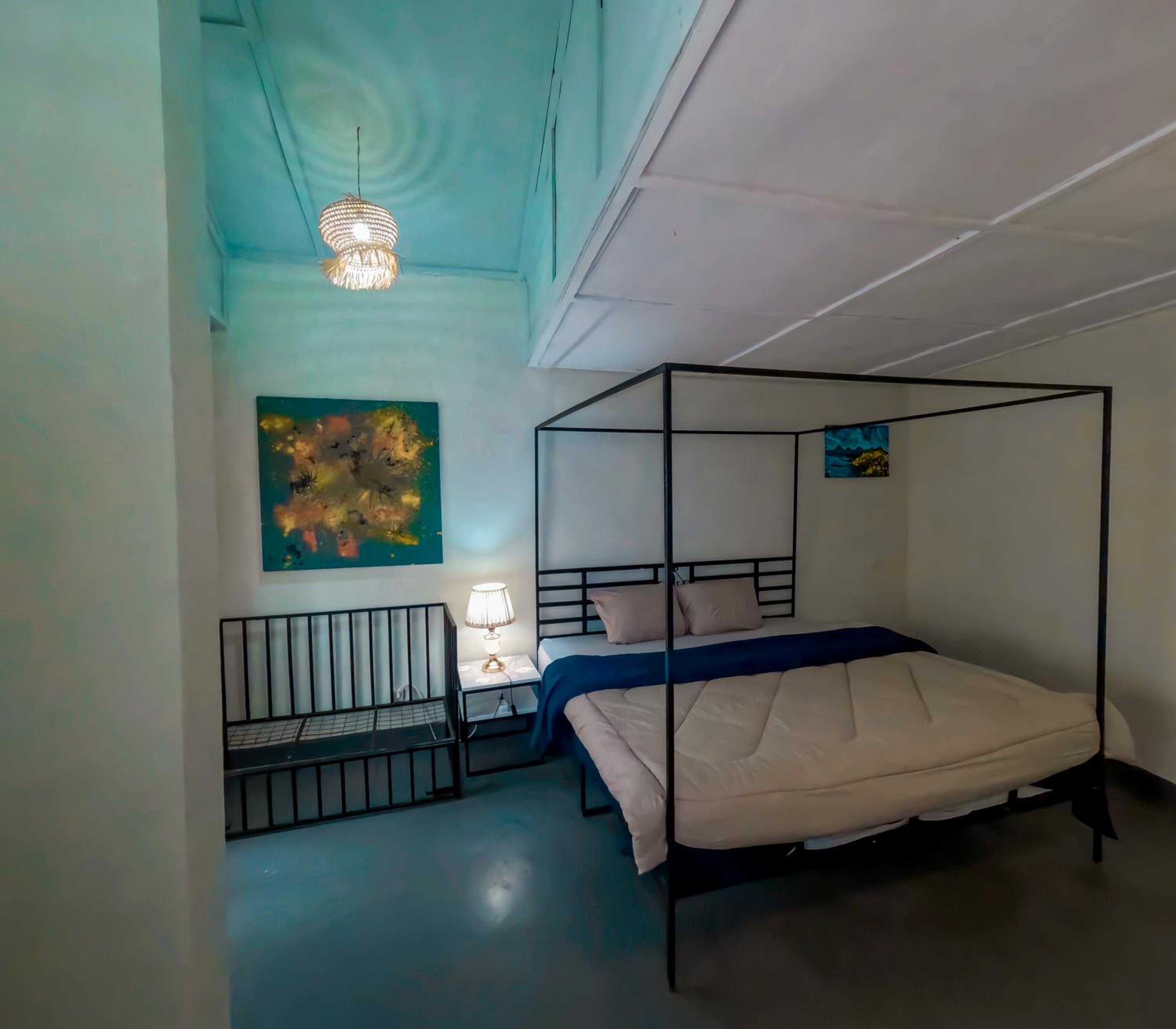 Deluxe Double Room (2 Adults + 1 Child) photo 3