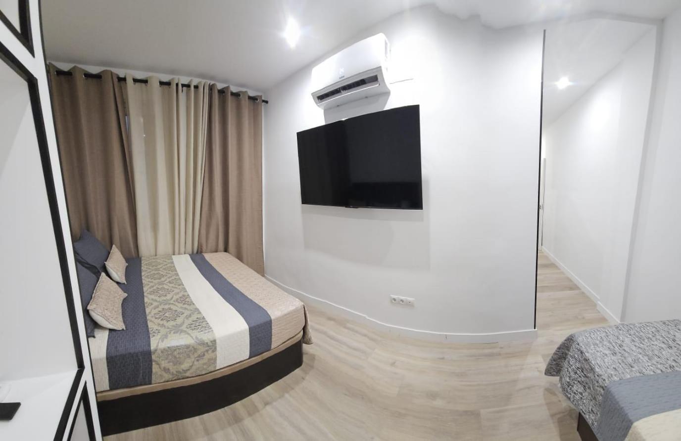 Deluxe Triple Room photo 3