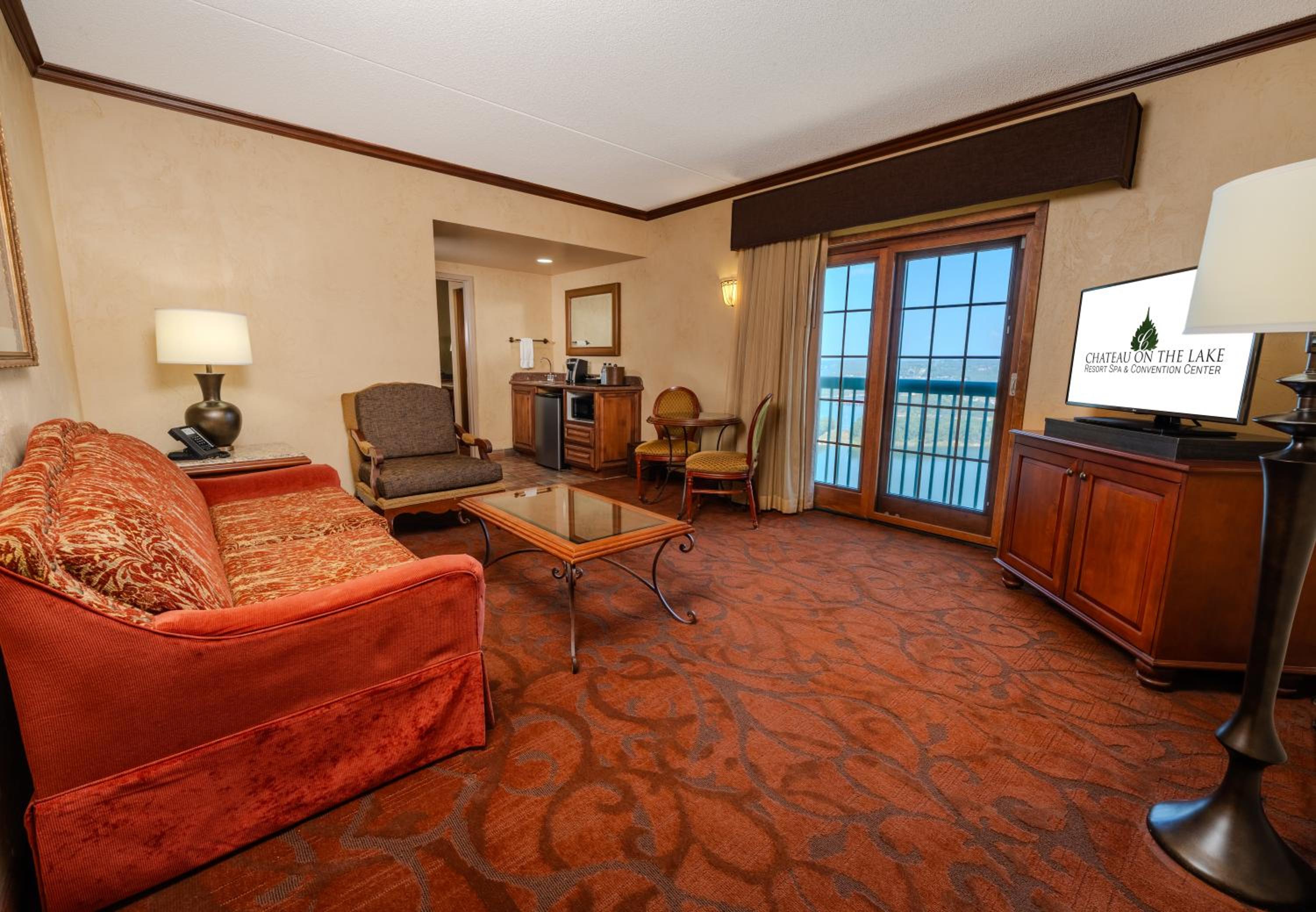 Suite with Lake View - Photo 7